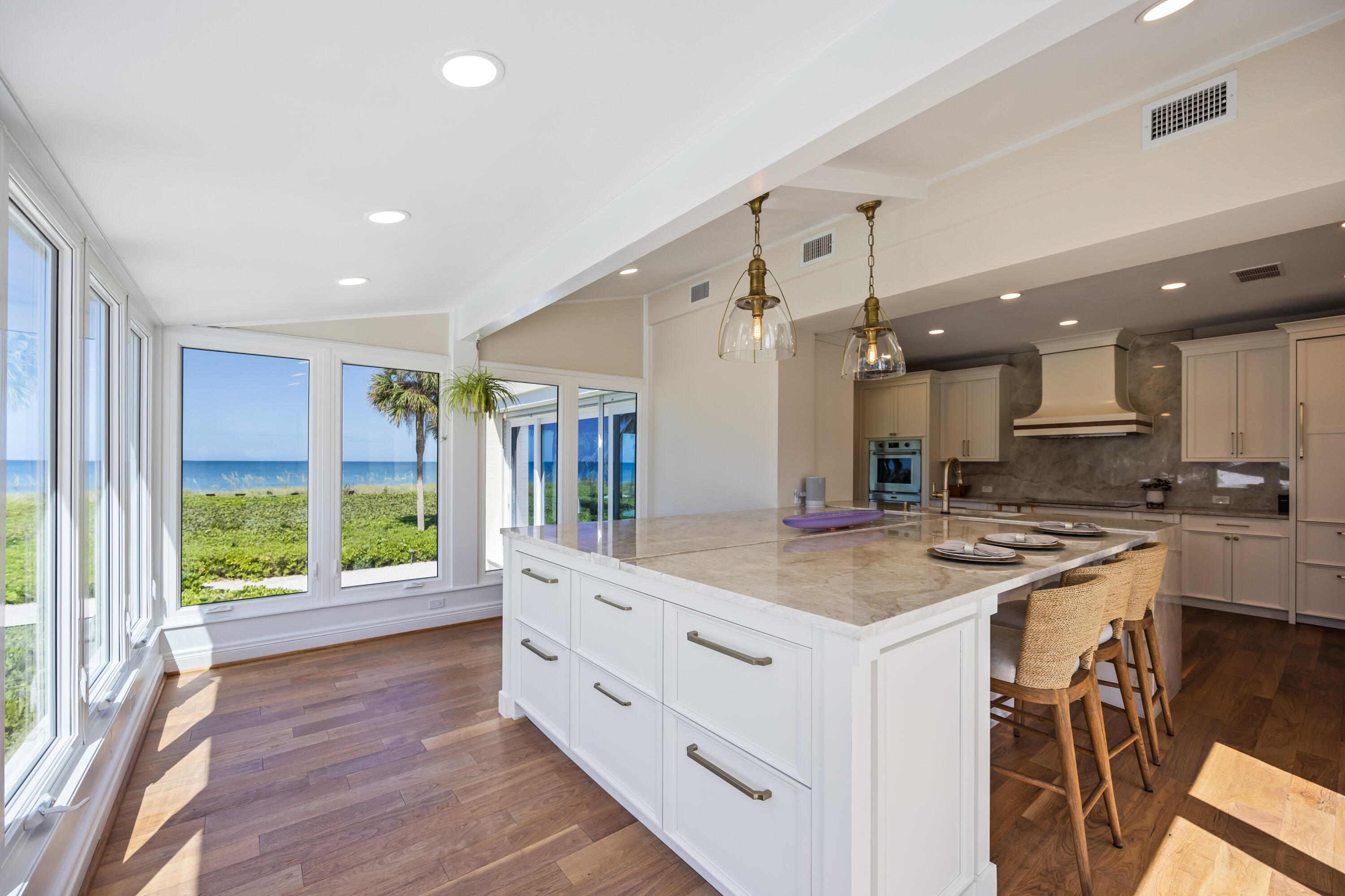 SIESTA PROPERTIES INC UNIT 1 - Residential