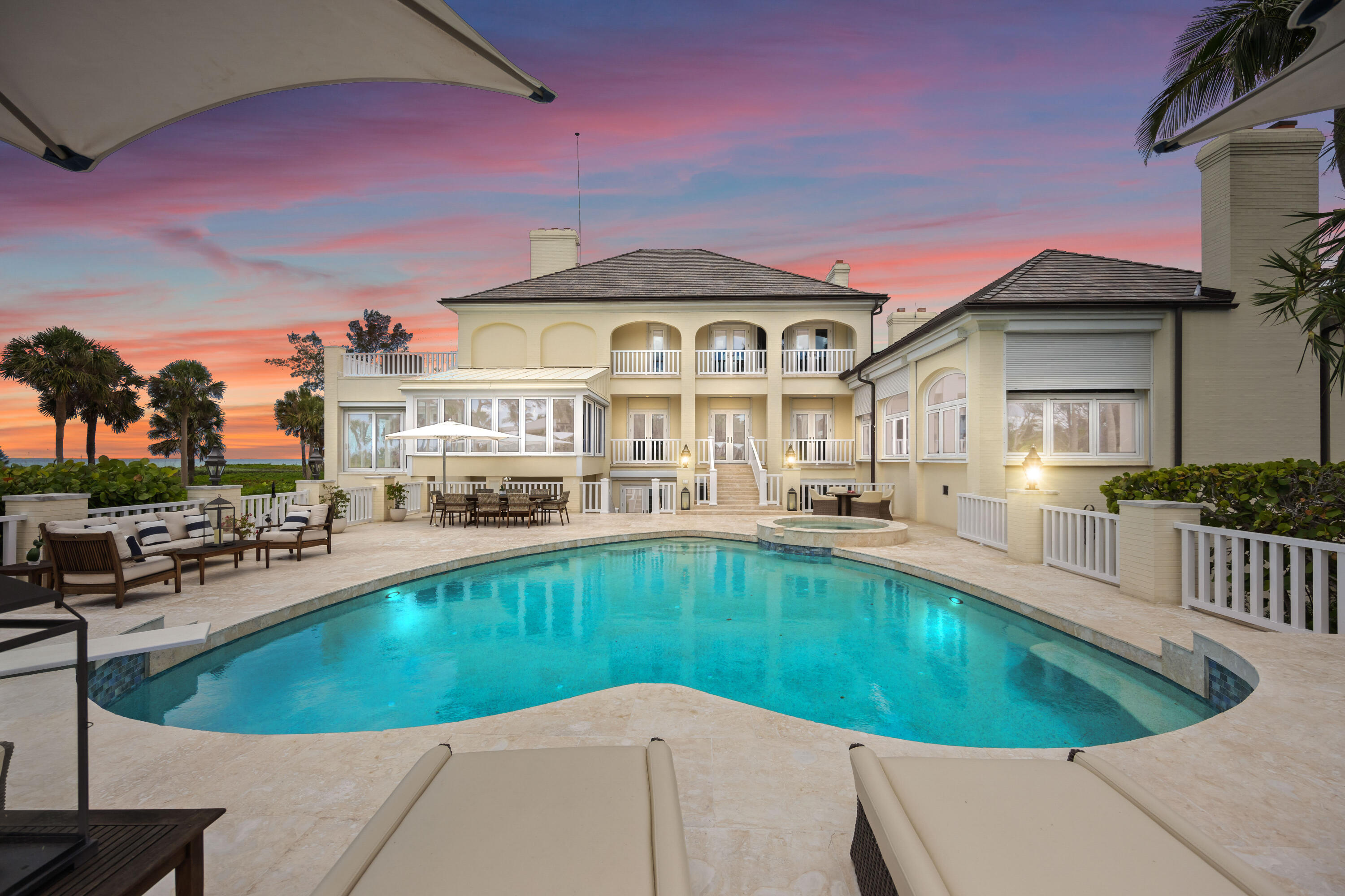 SIESTA PROPERTIES INC UNIT 1 - Residential