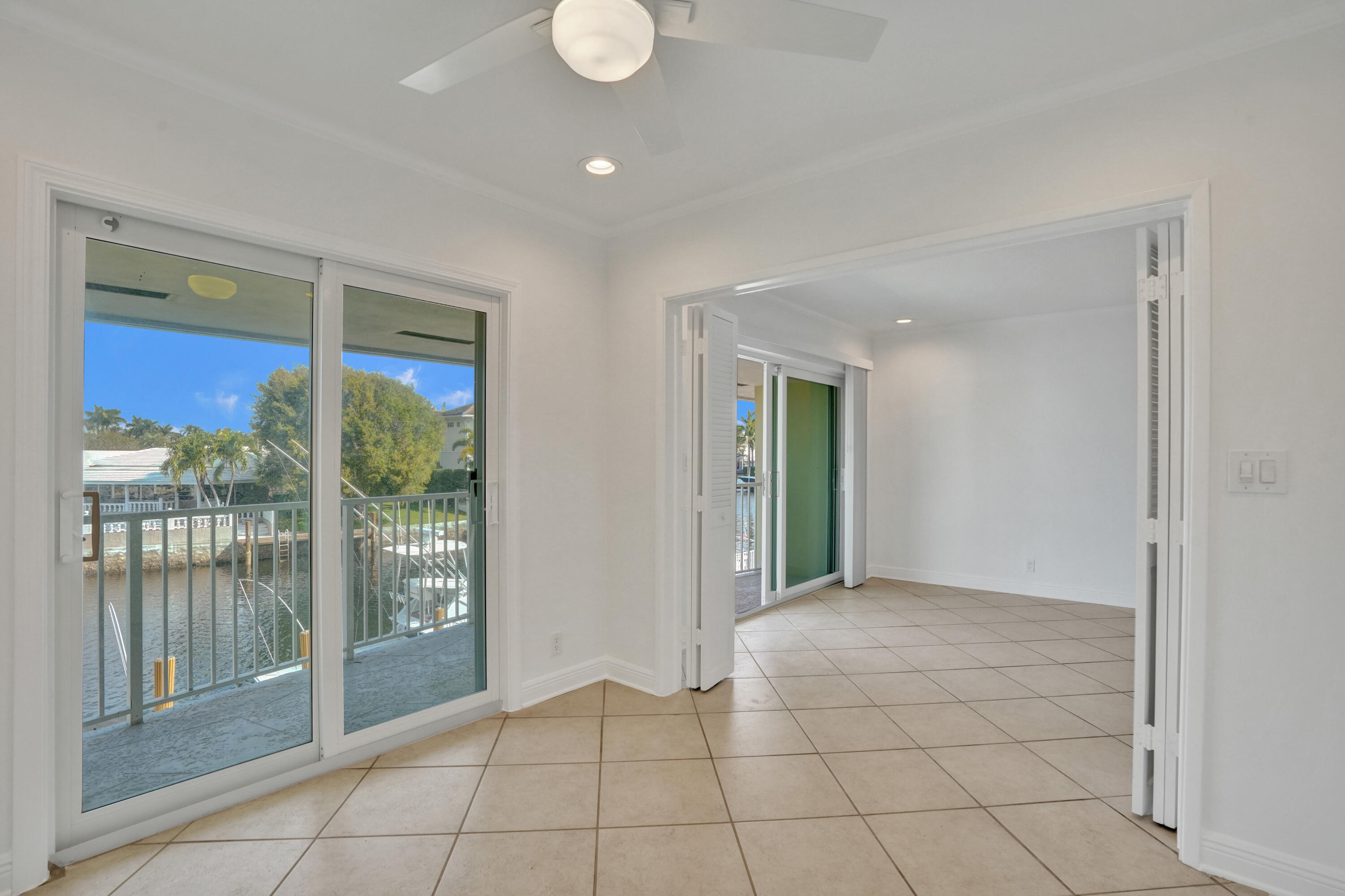 HAMPTON HOUSE CONDO - Residential