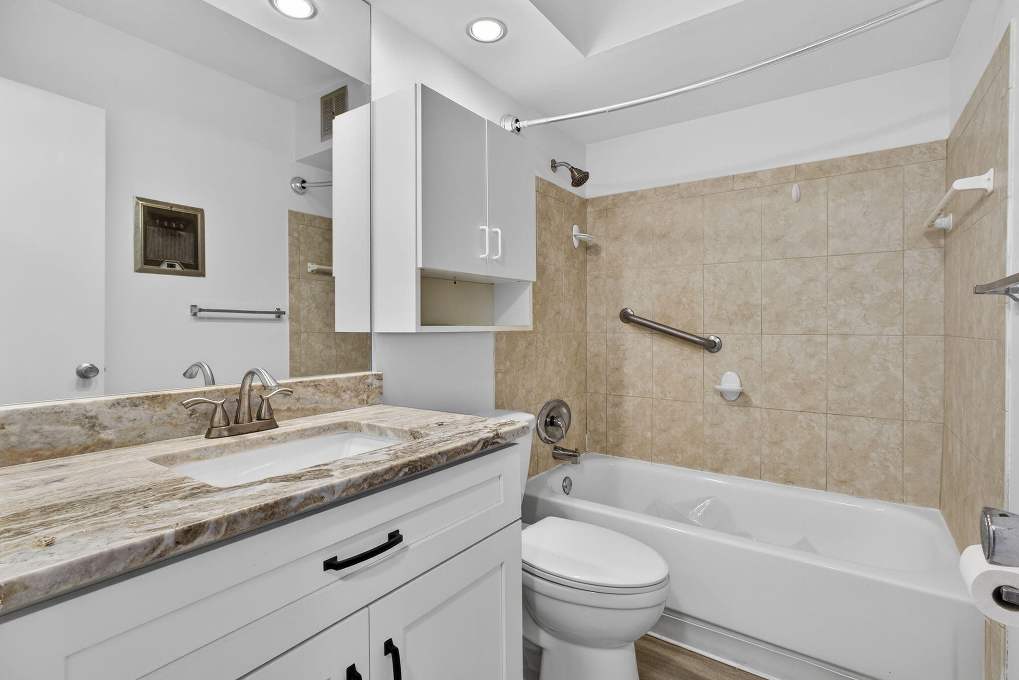 SHORE CLUB APTS A INC - Residential