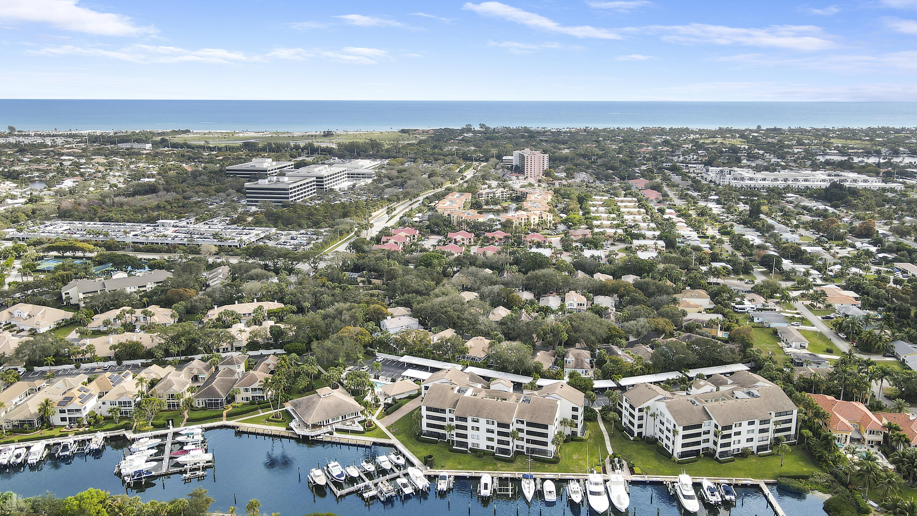 OAK HARBOUR 3 - Residential