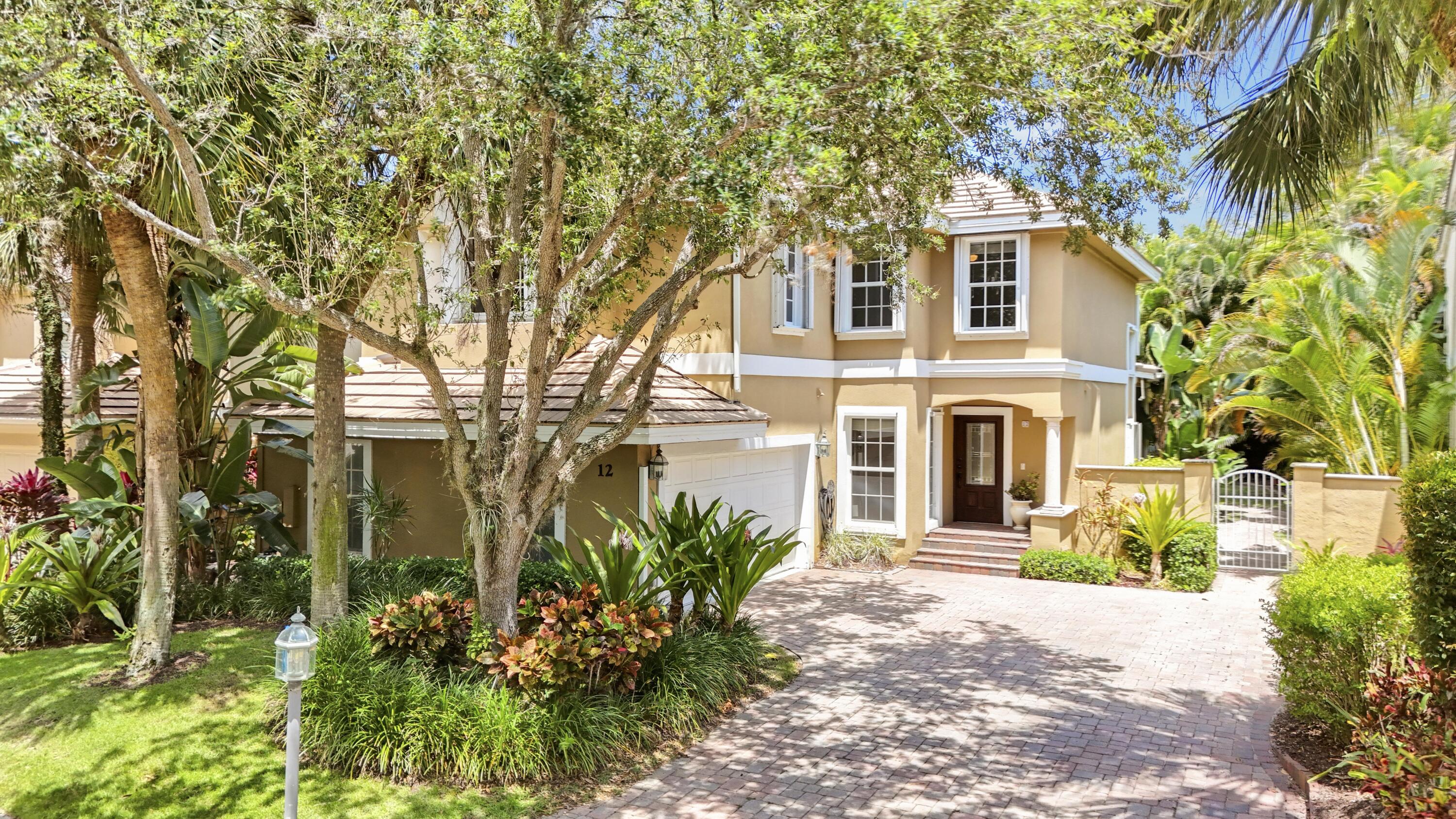 OAK HARBOUR 3 - Residential