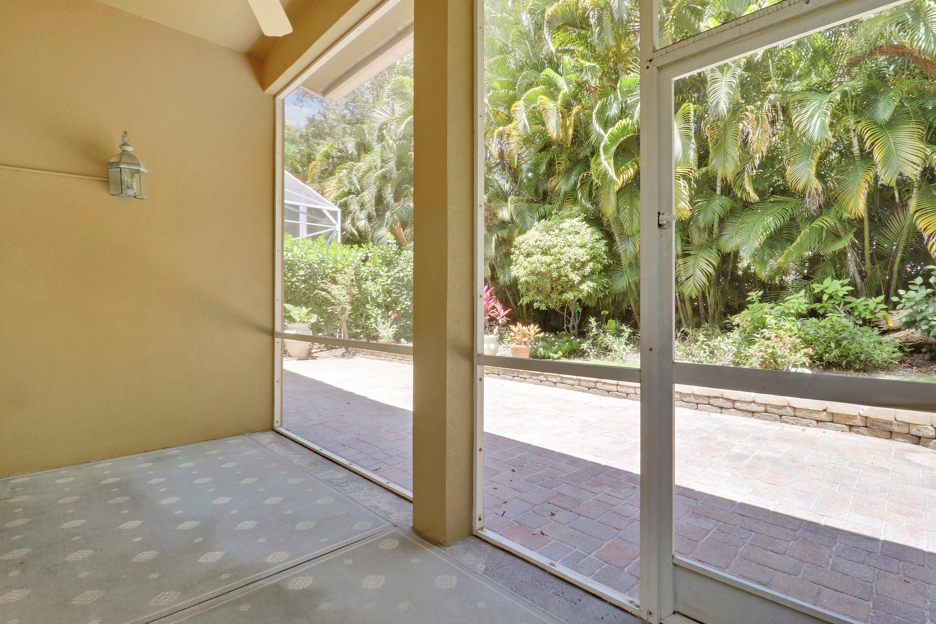 OAK HARBOUR 3 - Residential