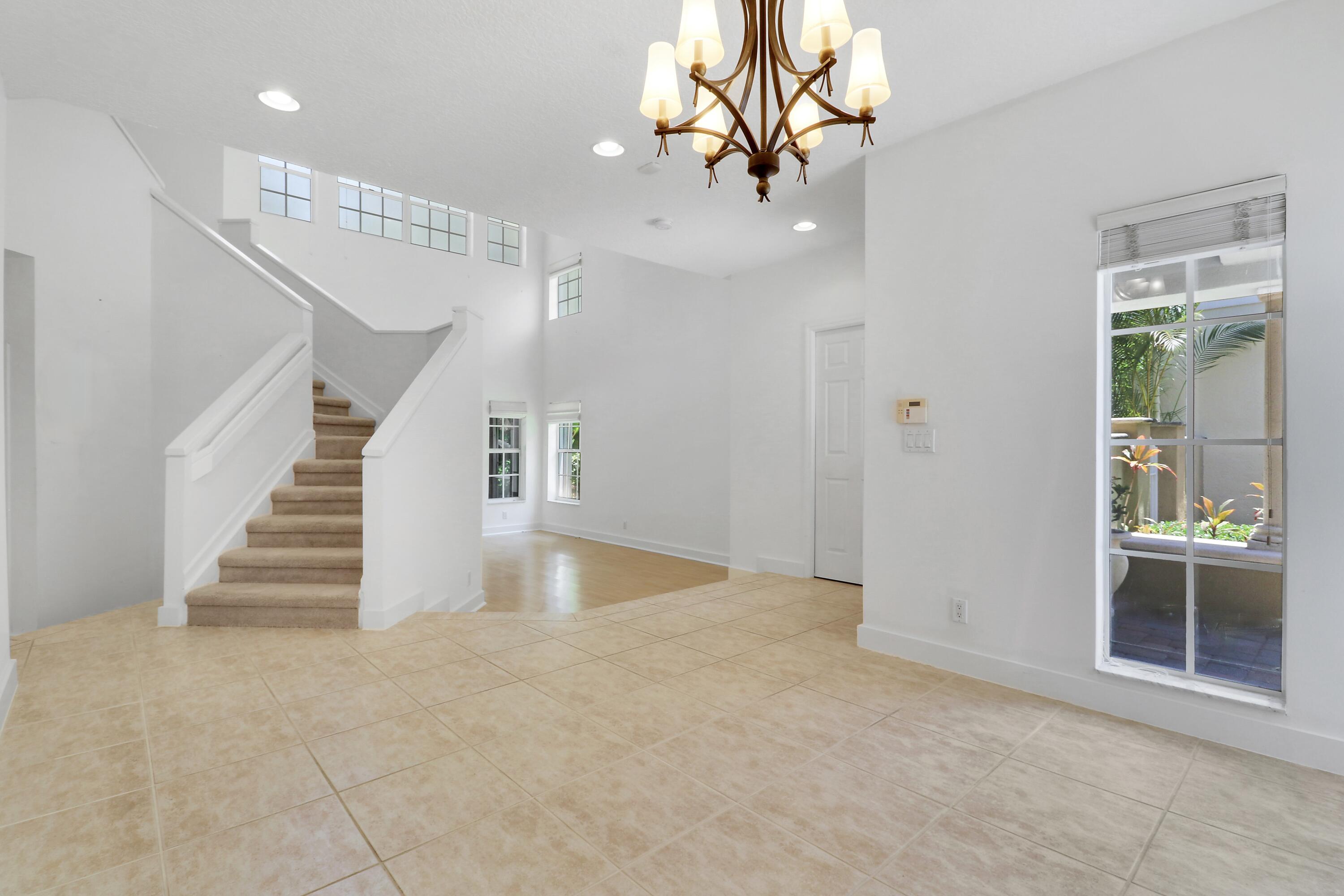 OAK HARBOUR 3 - Residential