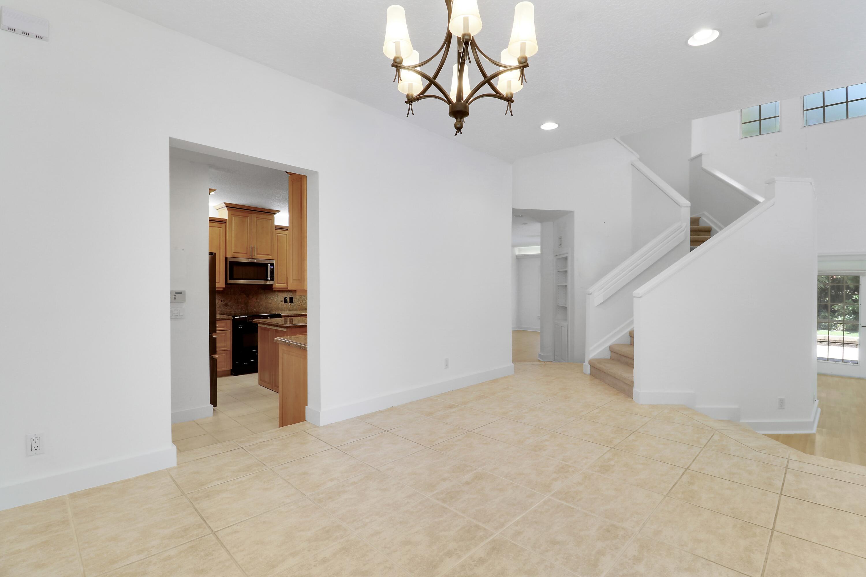 OAK HARBOUR 3 - Residential