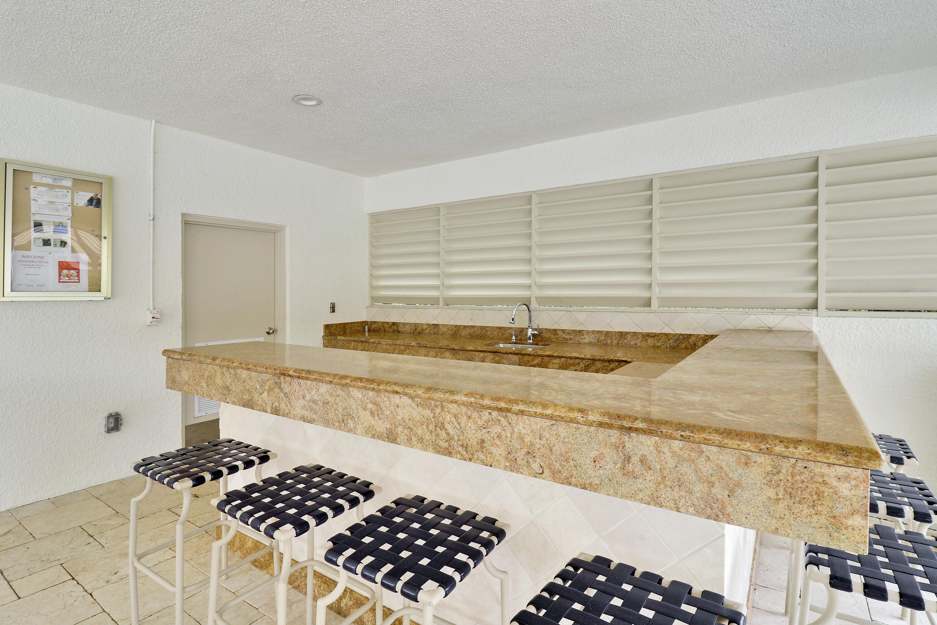 OAK HARBOUR 3 - Residential