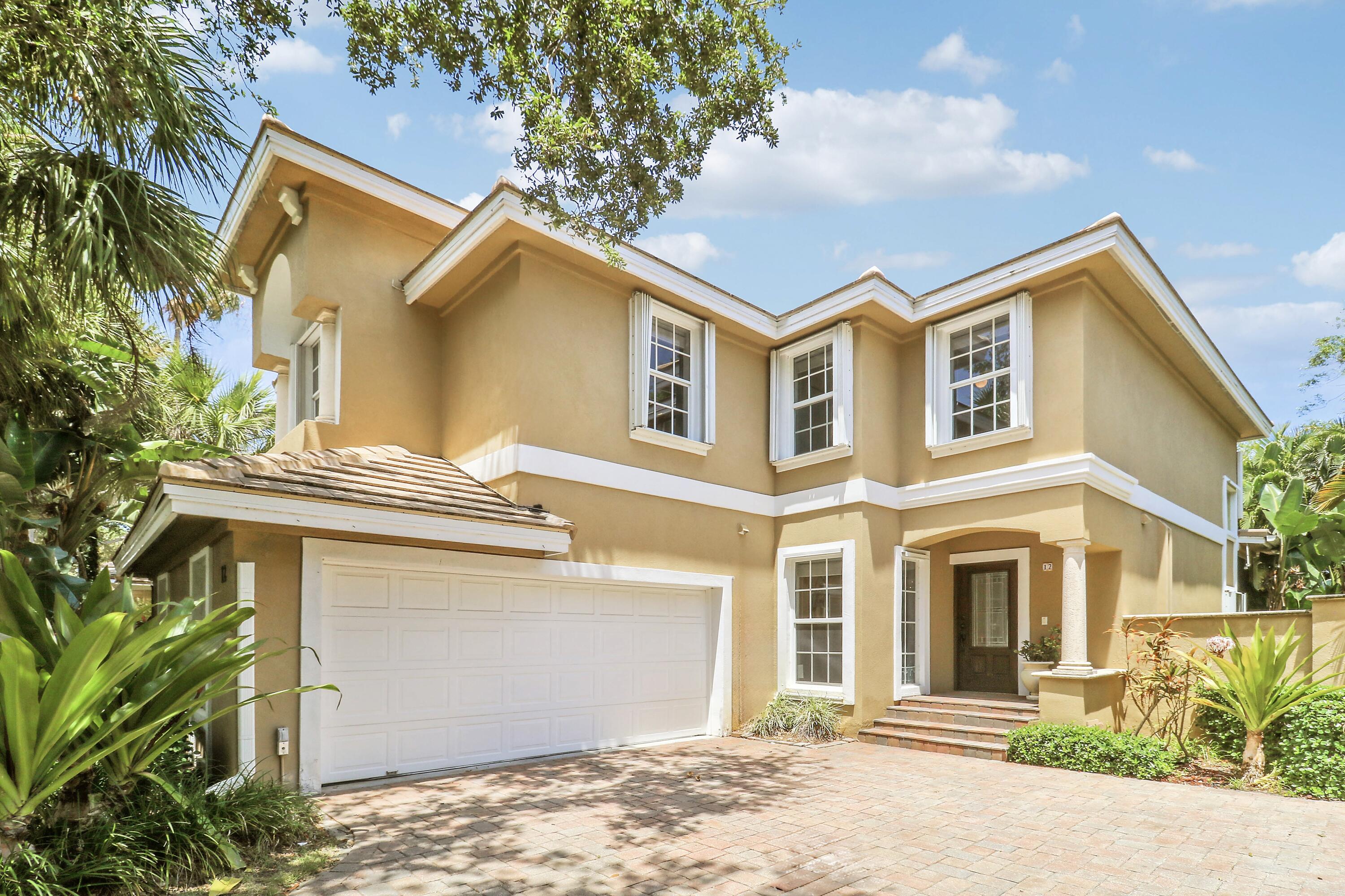 OAK HARBOUR 3 - Residential