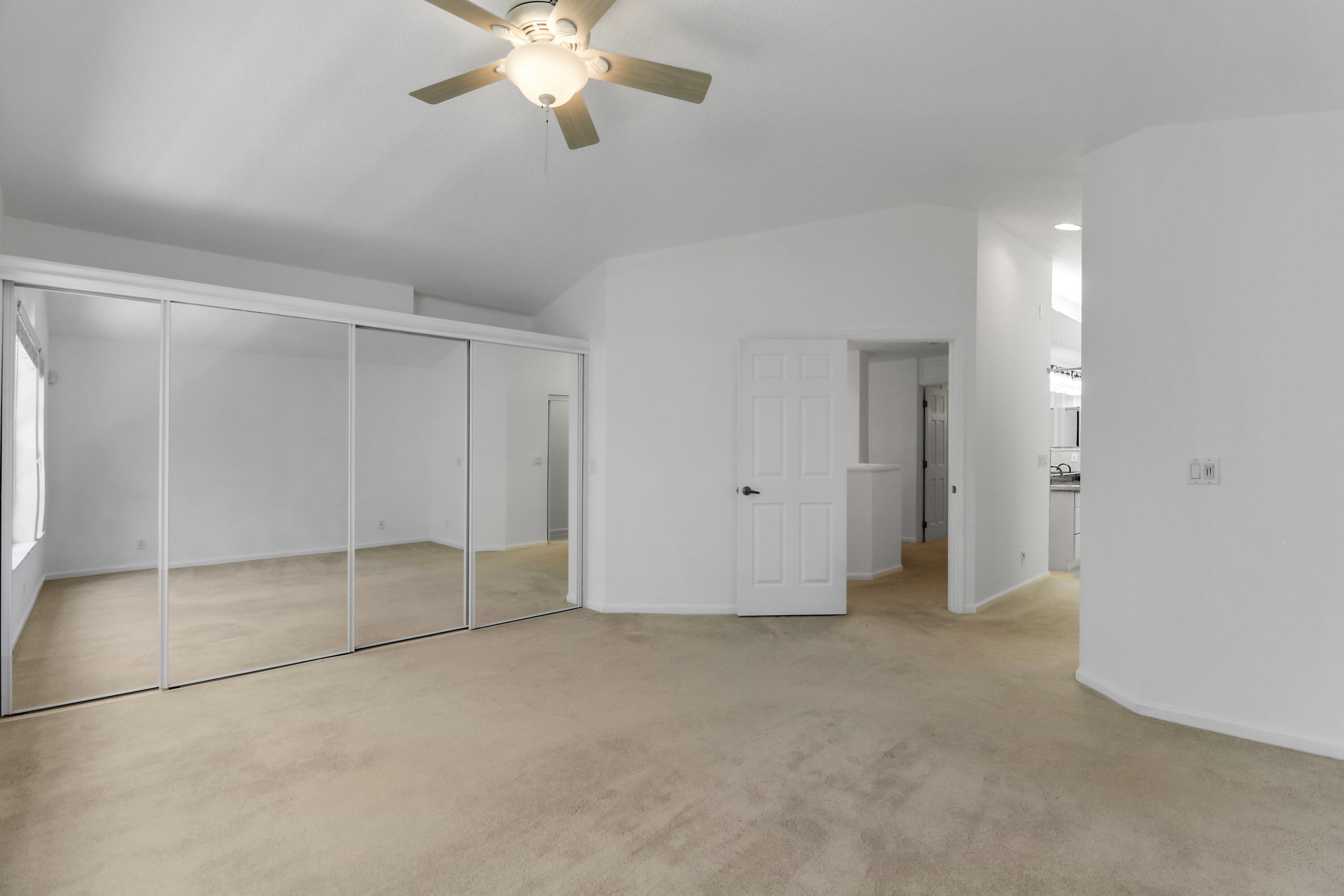 OAK HARBOUR 3 - Residential