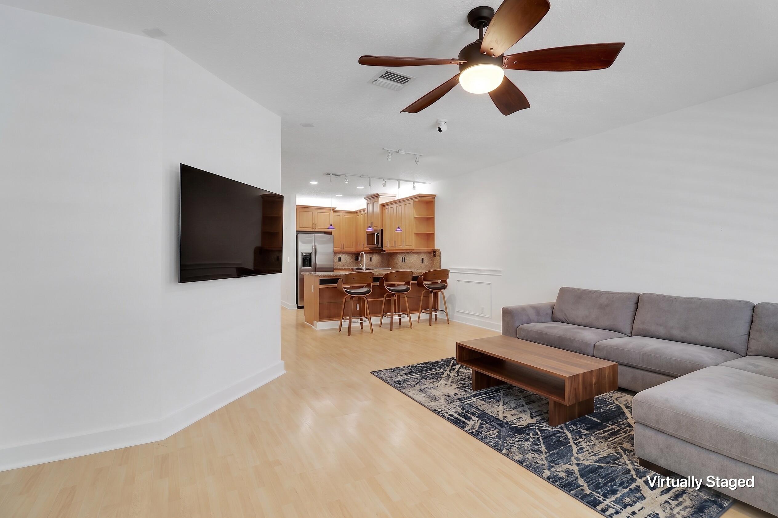 OAK HARBOUR 3 - Residential