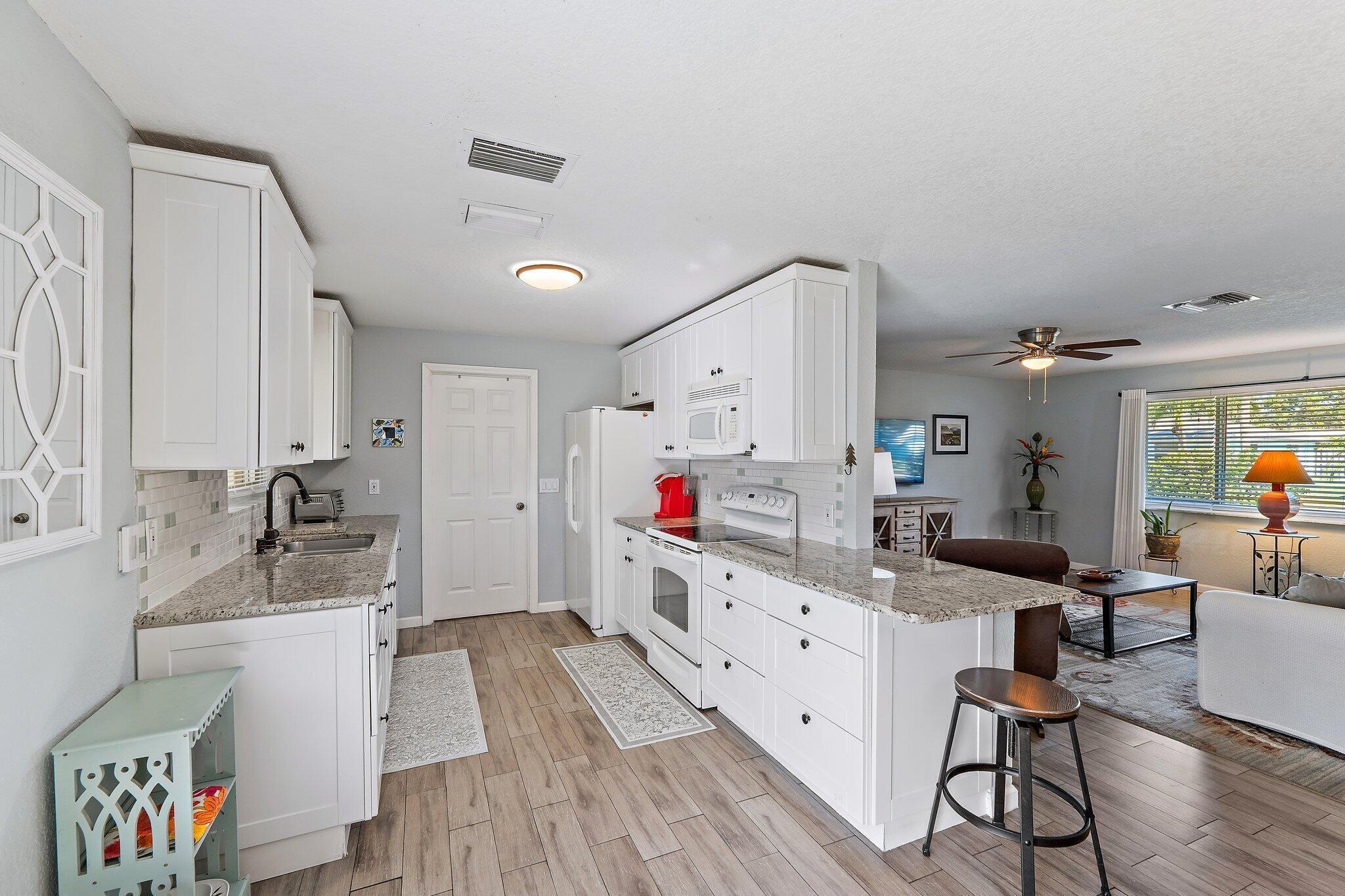 JUPITER IN THE PINES SEC B - Residential Lease