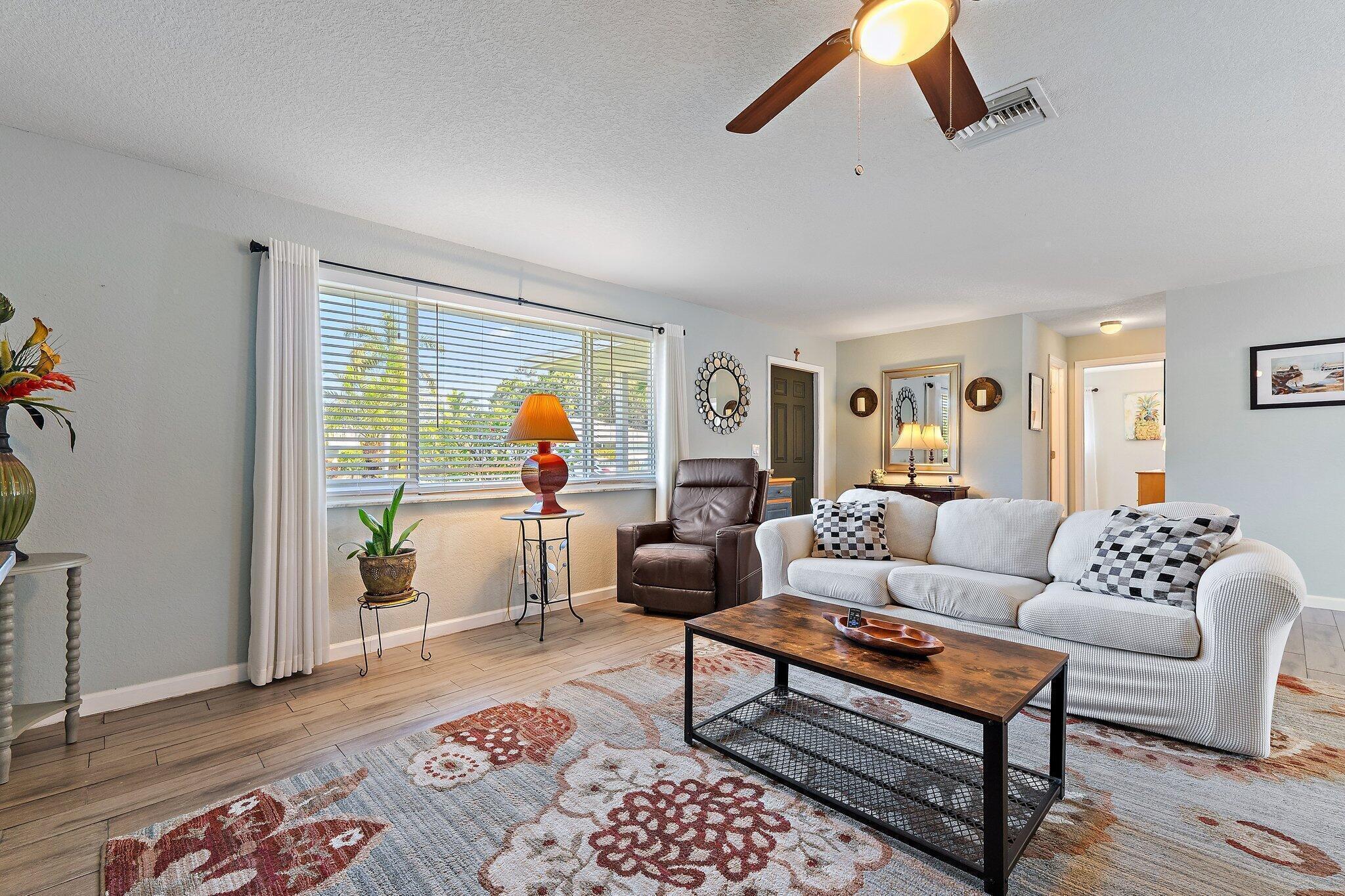 JUPITER IN THE PINES SEC B - Residential Lease
