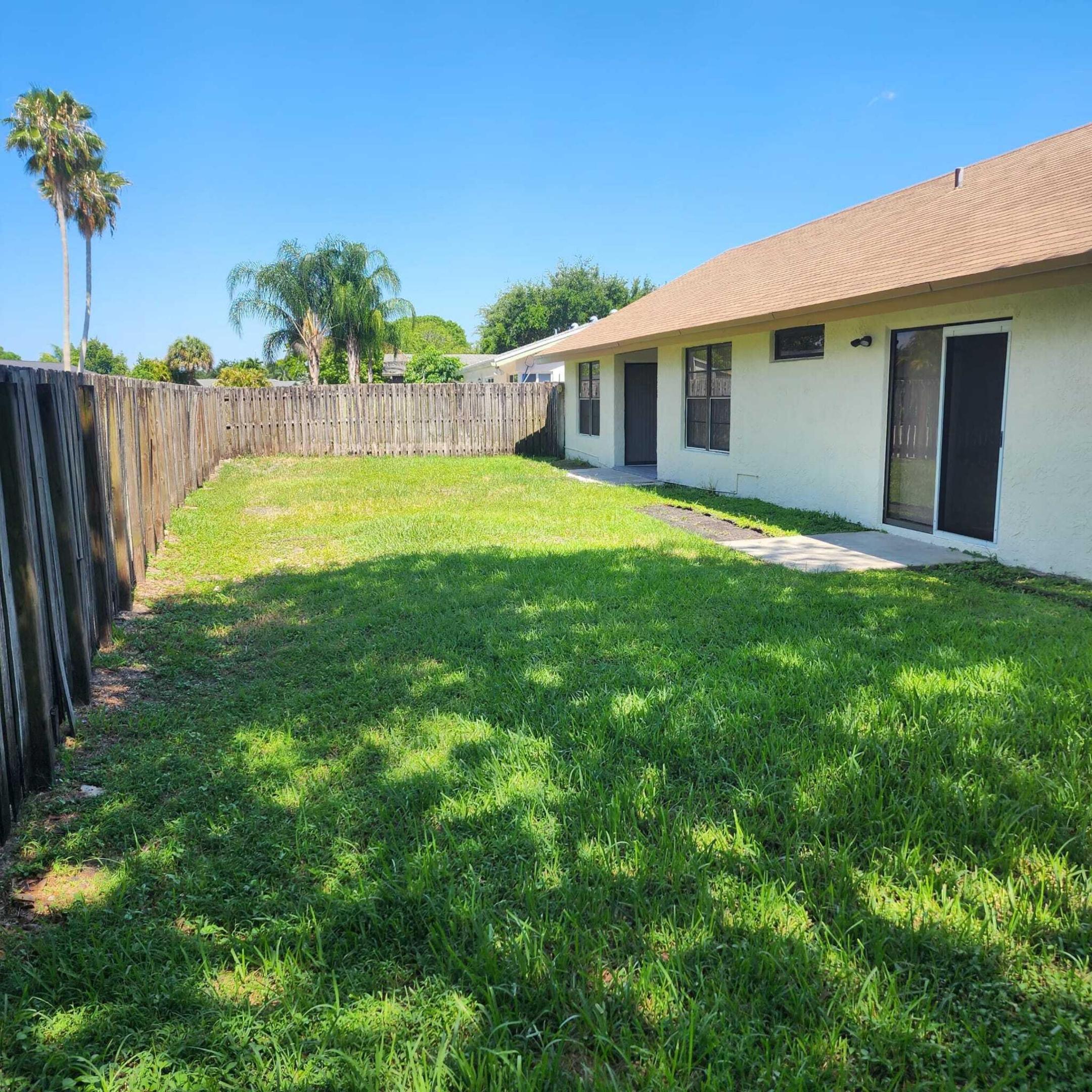 HILLS OF WELLEBY UNIT FOURTEEN 109-41 B LOT 702 - Residential Lease
