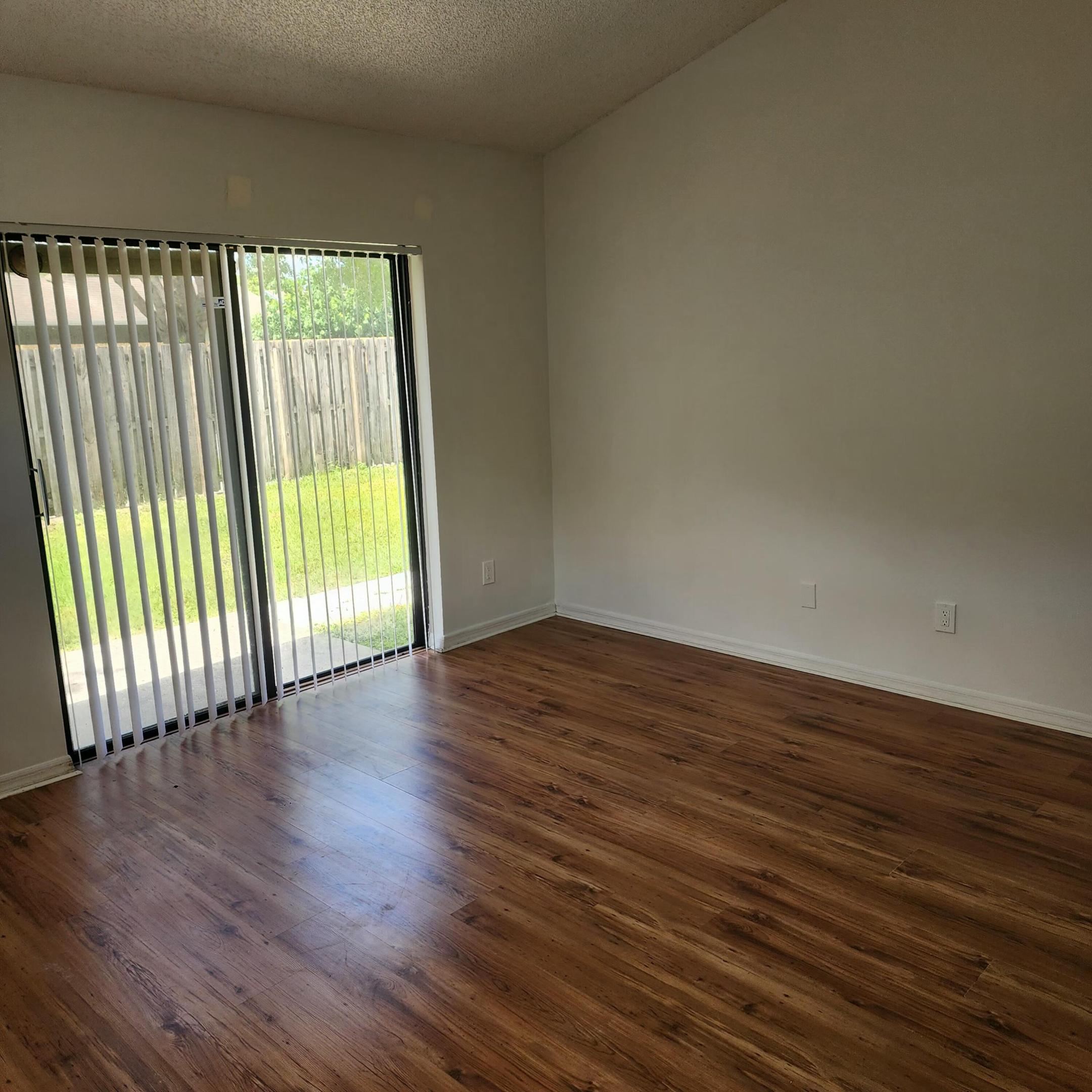 HILLS OF WELLEBY UNIT FOURTEEN 109-41 B LOT 702 - Residential Lease