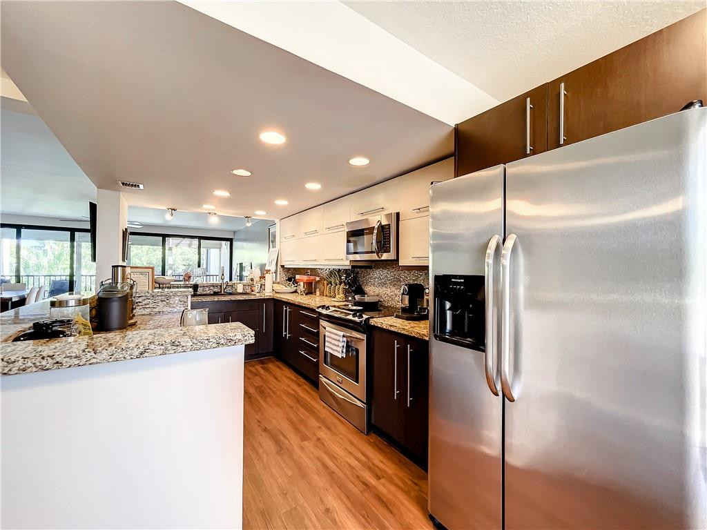 NOBEL POINT CONDO - Residential Lease