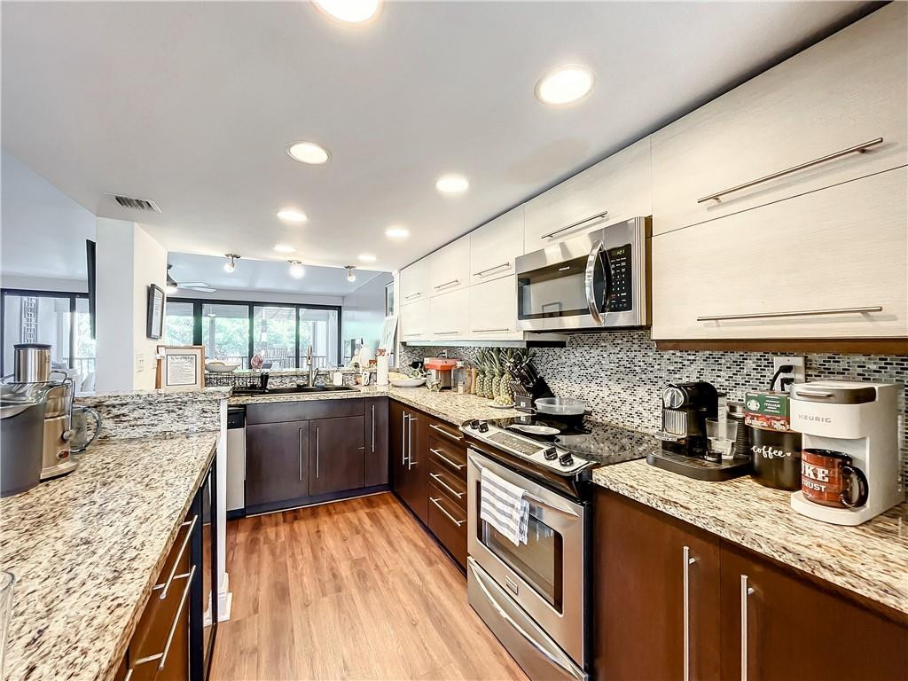 NOBEL POINT CONDO - Residential Lease