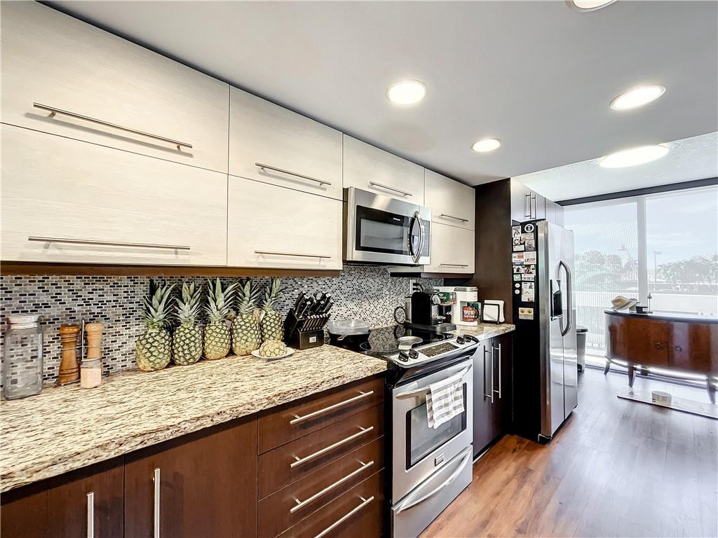 NOBEL POINT CONDO - Residential Lease