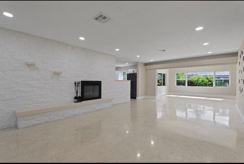 NORWOOD - Residential