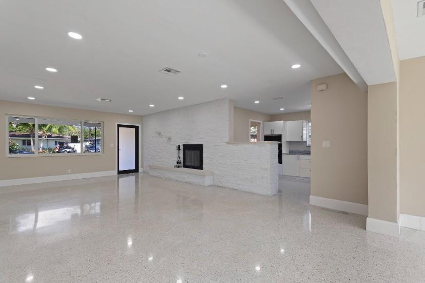 NORWOOD - Residential