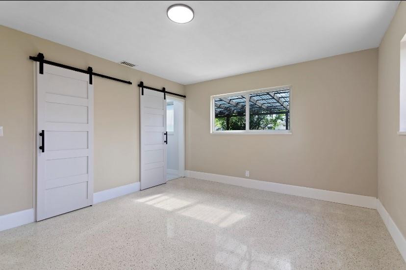 NORWOOD - Residential