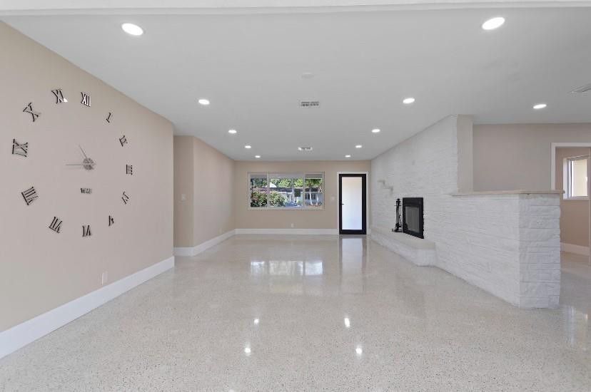NORWOOD - Residential