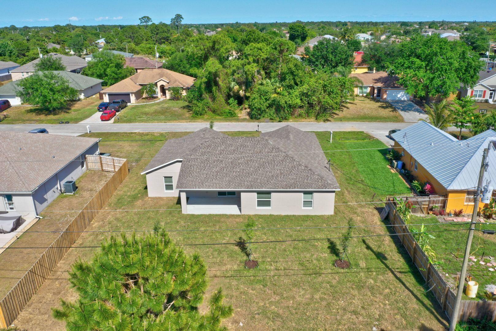 PORT ST LUCIE SECTION 48 1ST REPLAT - Residential