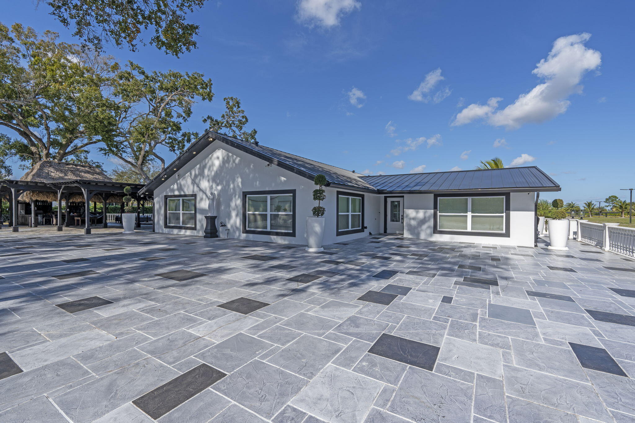 METES AND BOUNDS - Residential