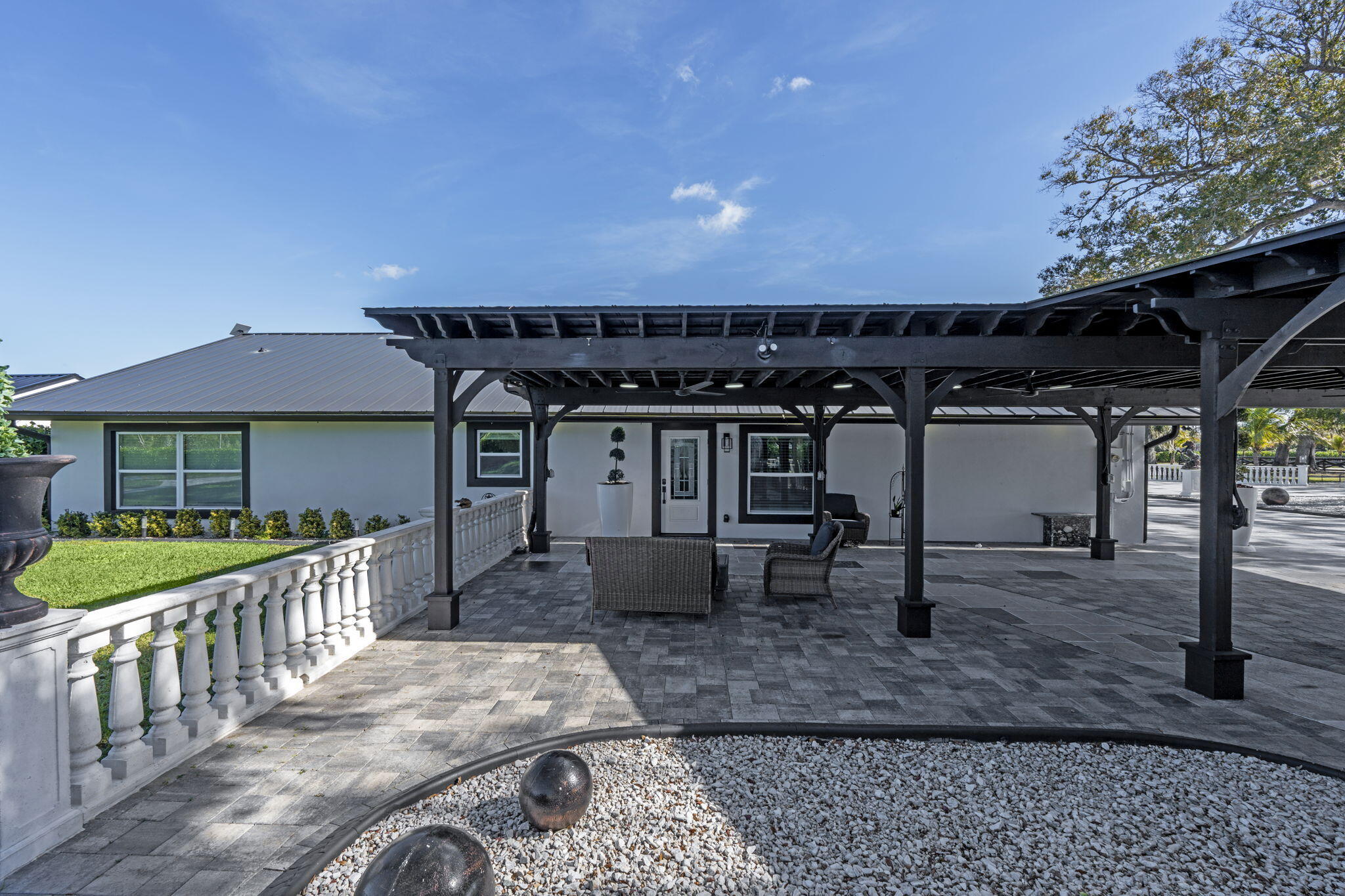 METES AND BOUNDS - Residential