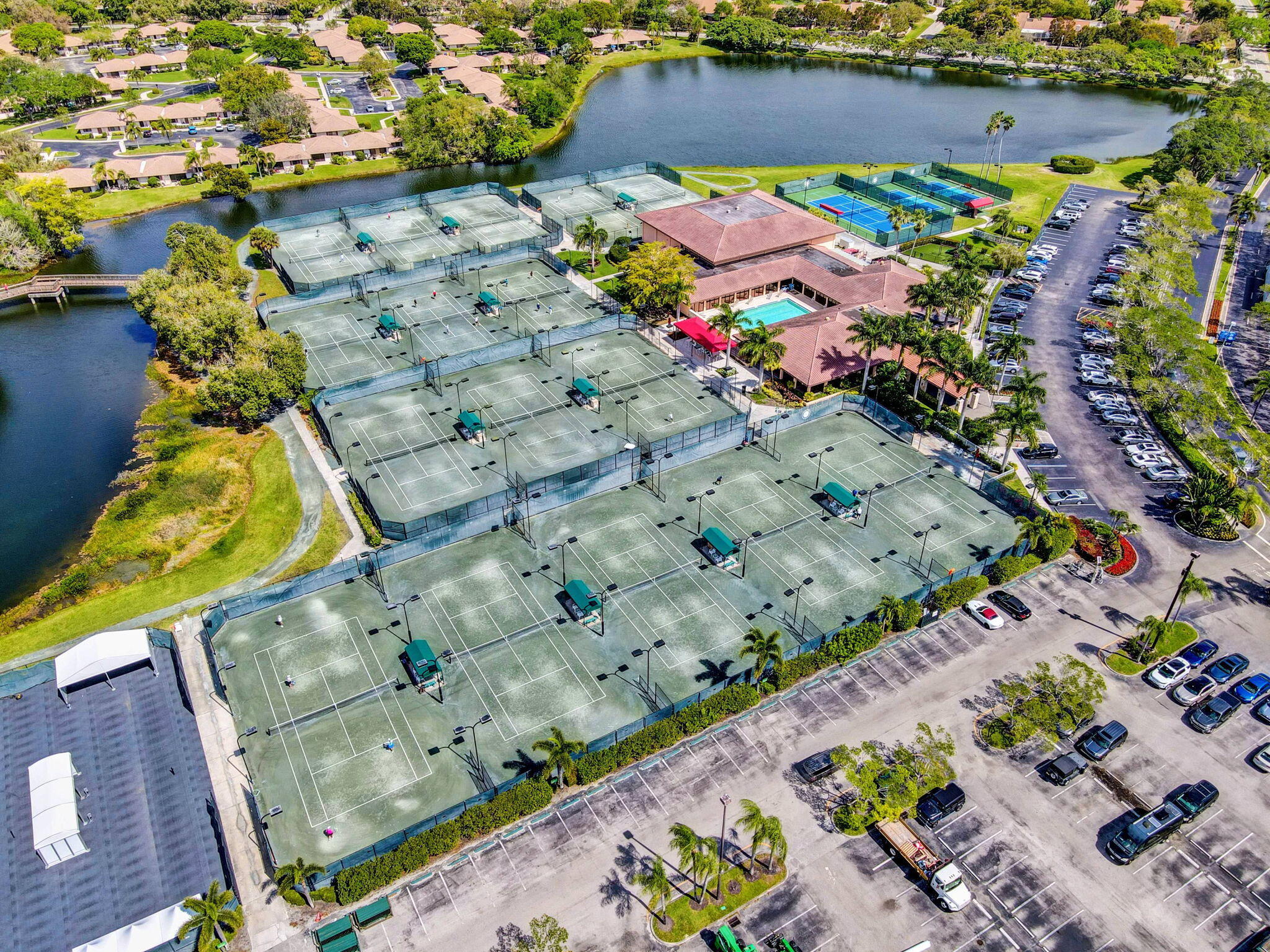 GRAND CAY - Residential