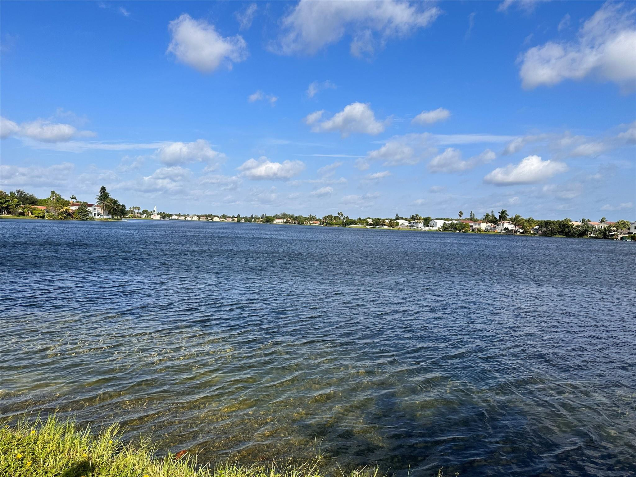 CORAL BAY REPLAT SECTION ONE - Residential Lease