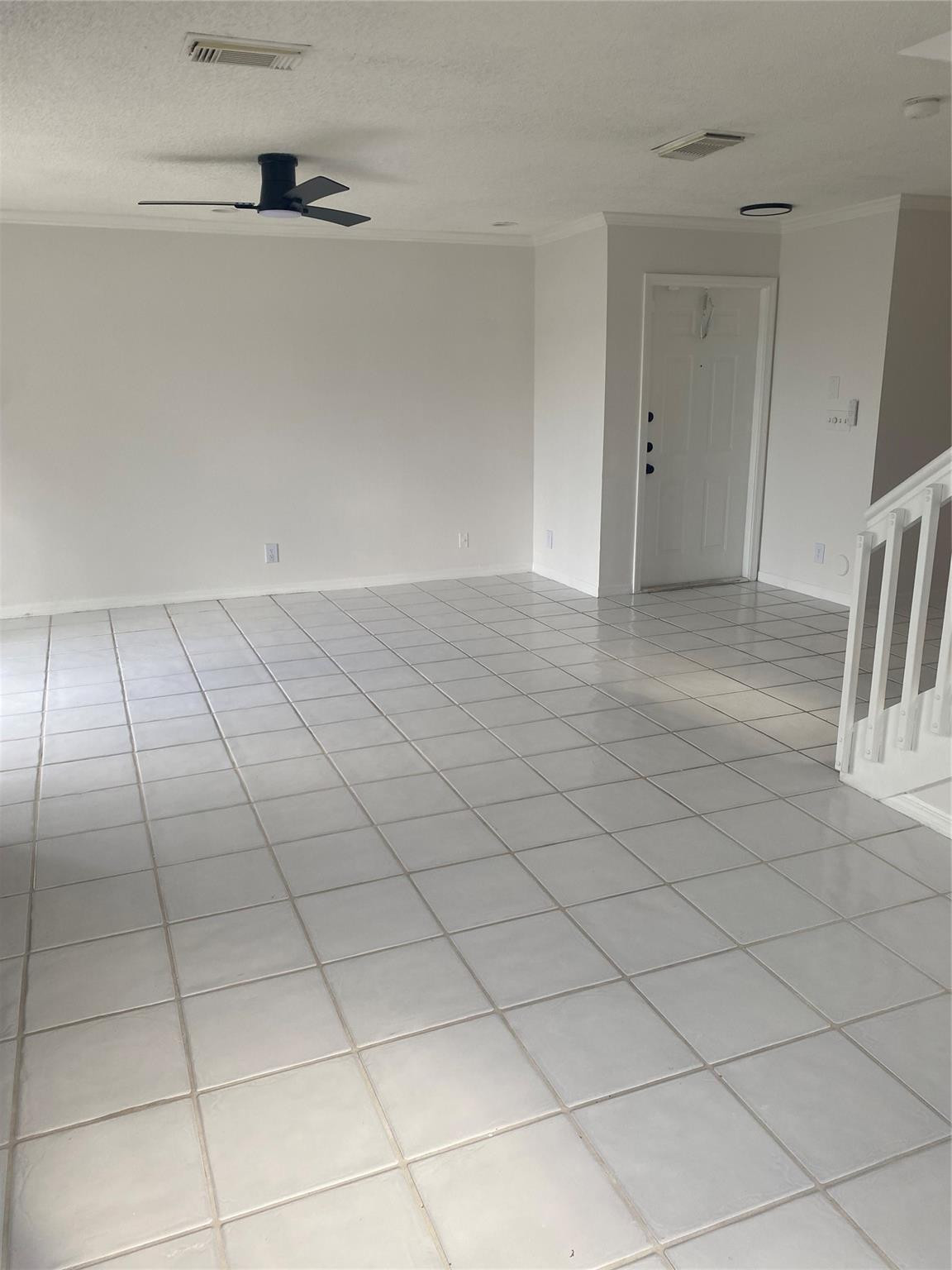 CORAL BAY REPLAT SECTION ONE - Residential Lease