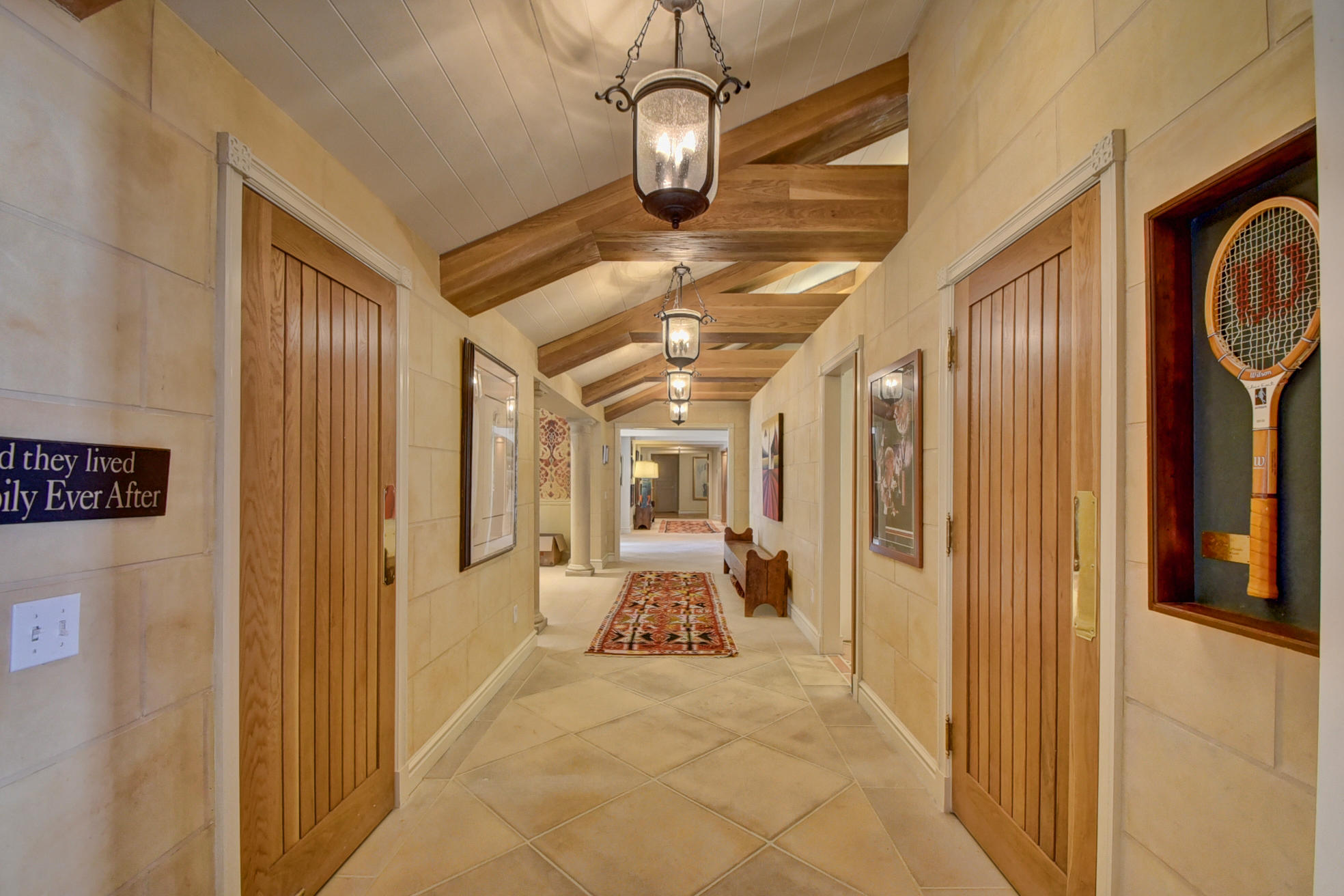 HORSESHOE ACRES - Residential