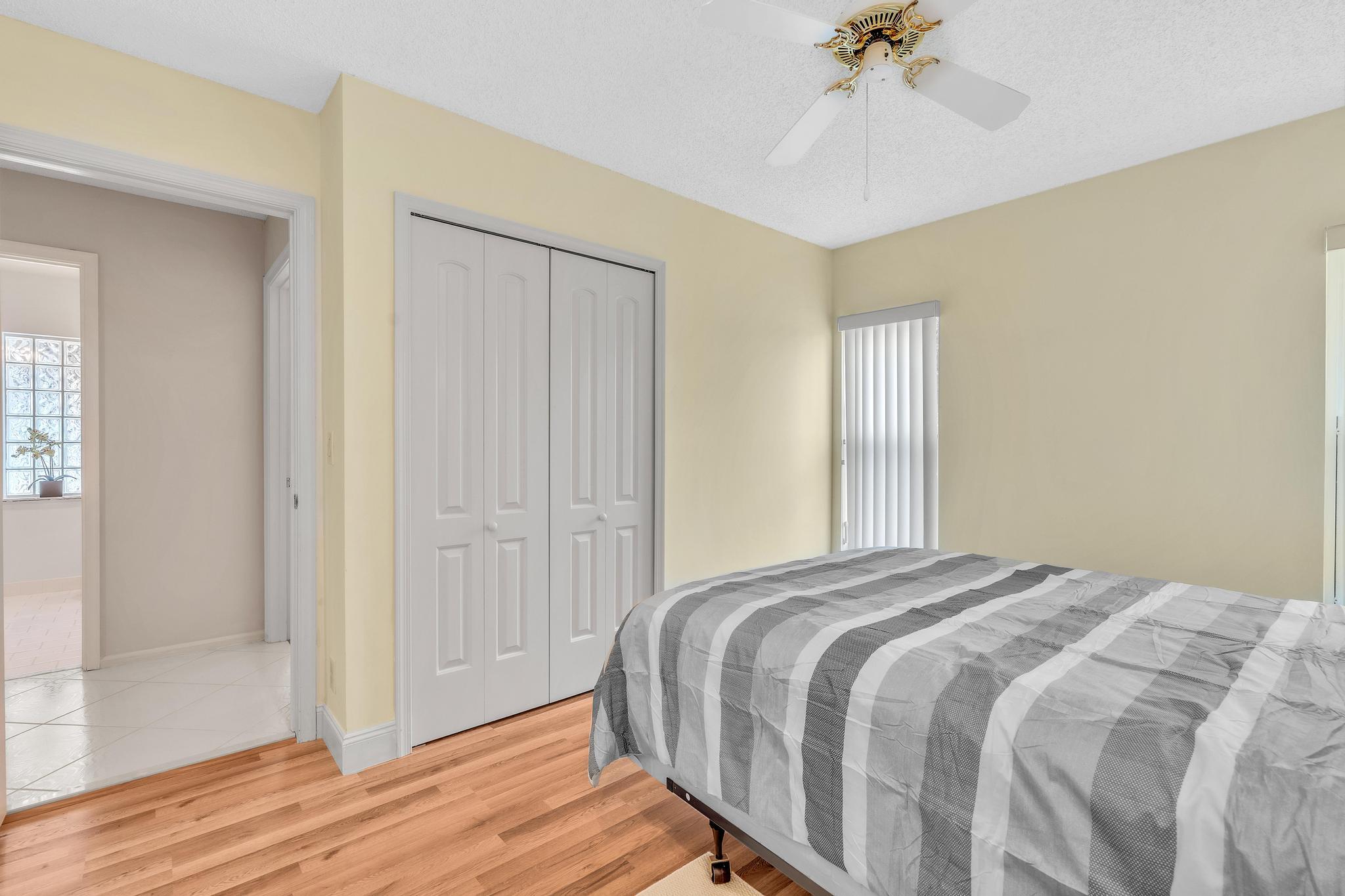 BOCA GREENS 8 - Residential