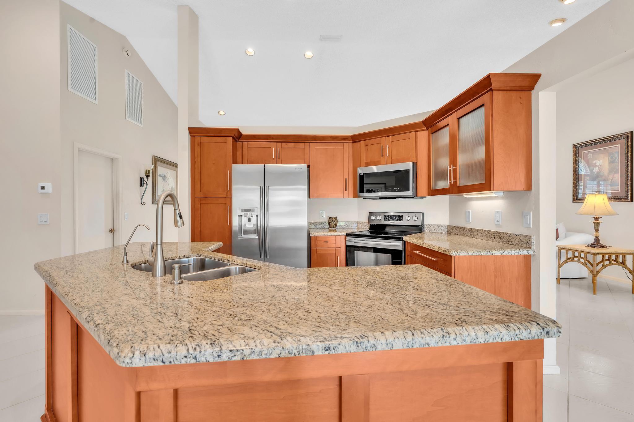 BOCA GREENS 8 - Residential