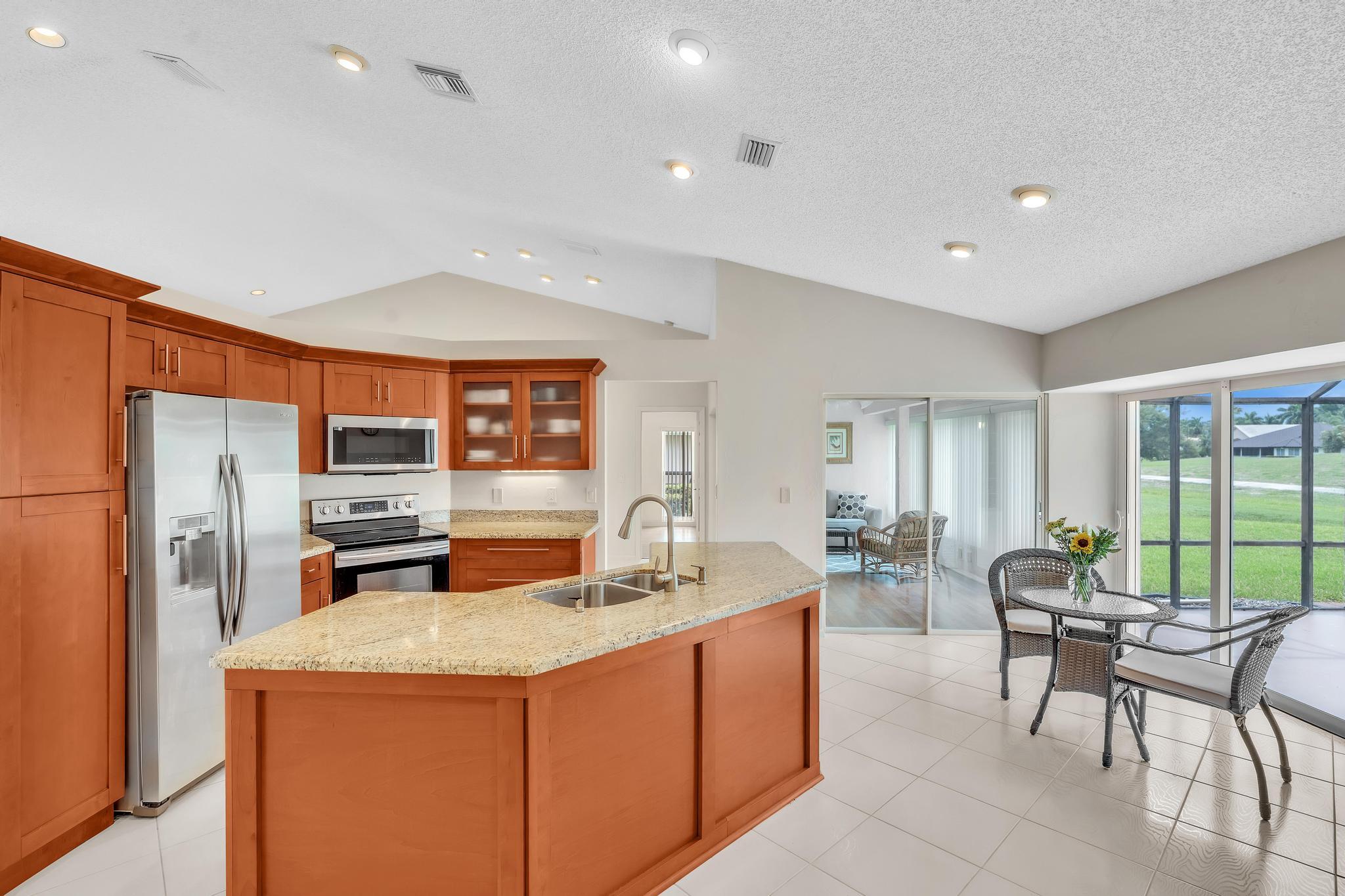 BOCA GREENS 8 - Residential