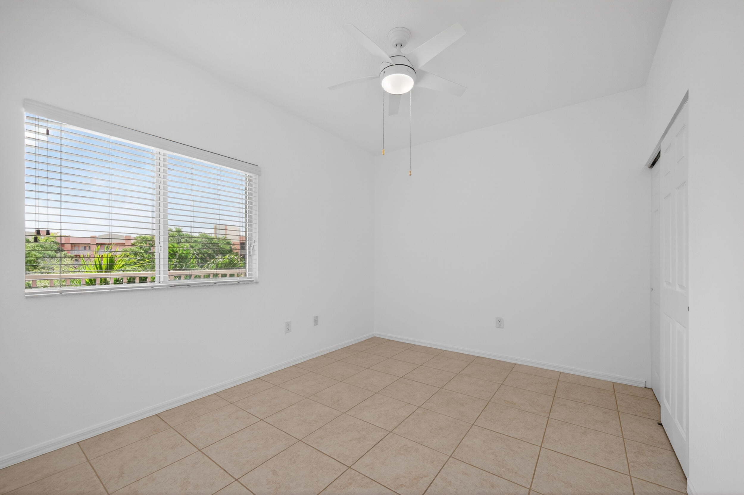 YARDLEY CONDOMINIUM F - Residential
