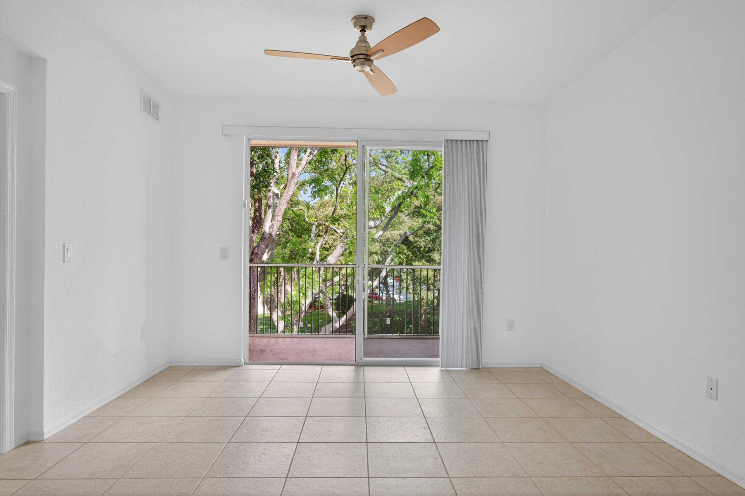 YARDLEY CONDOMINIUM F - Residential