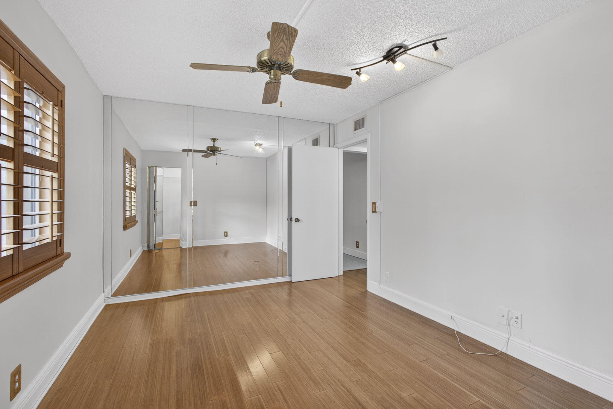 PINE RIDGE III CONDO - Residential
