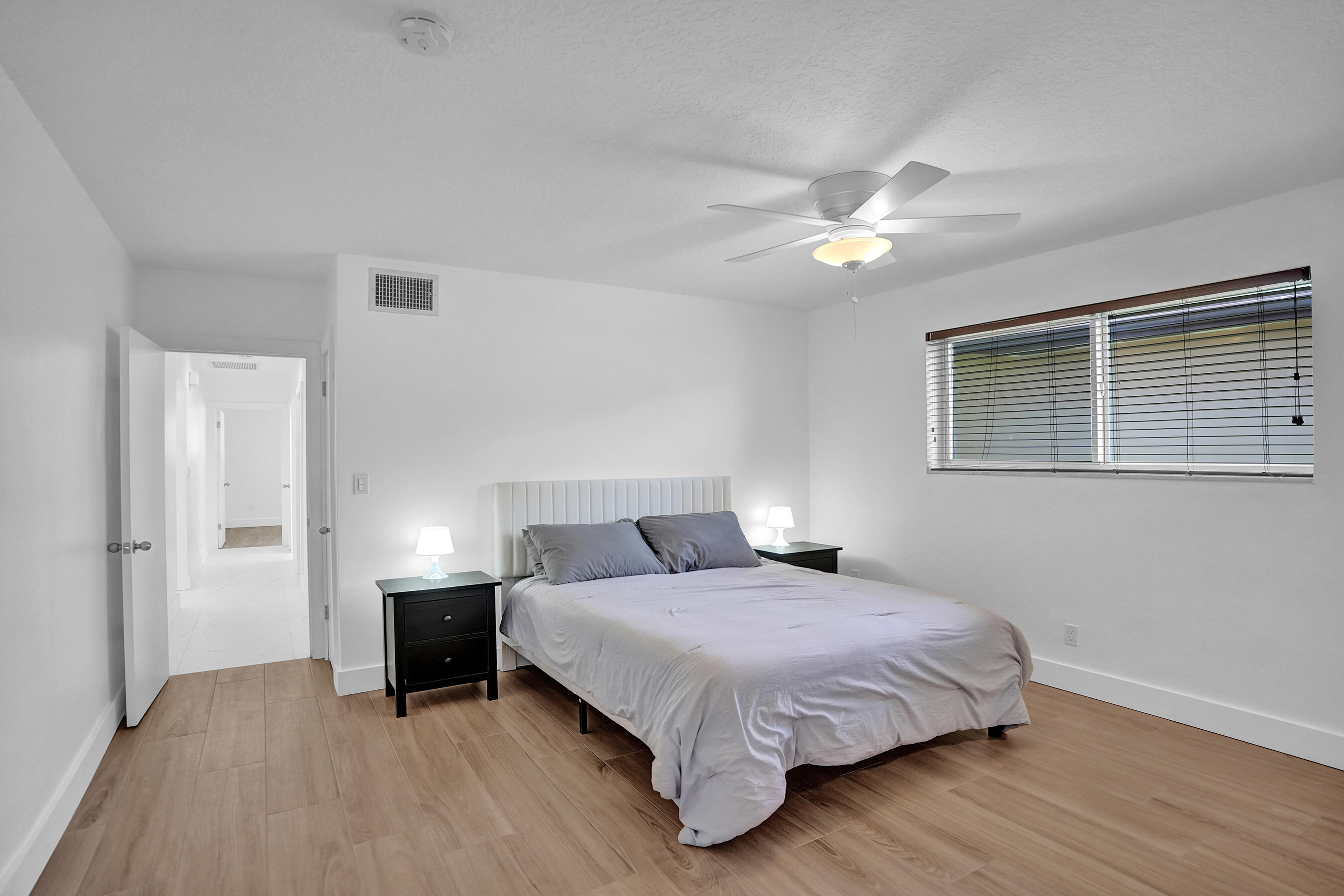 HOLLYWOOD HILLS AMEN PLAT - Residential