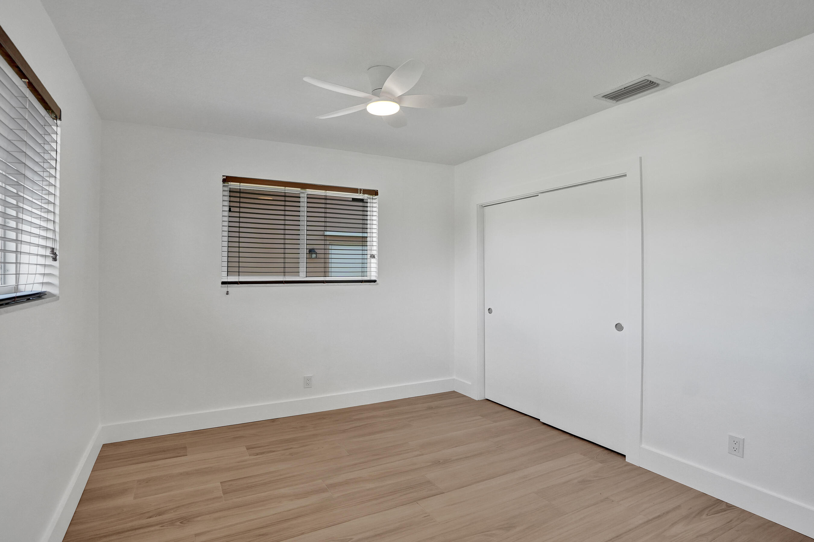 HOLLYWOOD HILLS AMEN PLAT - Residential