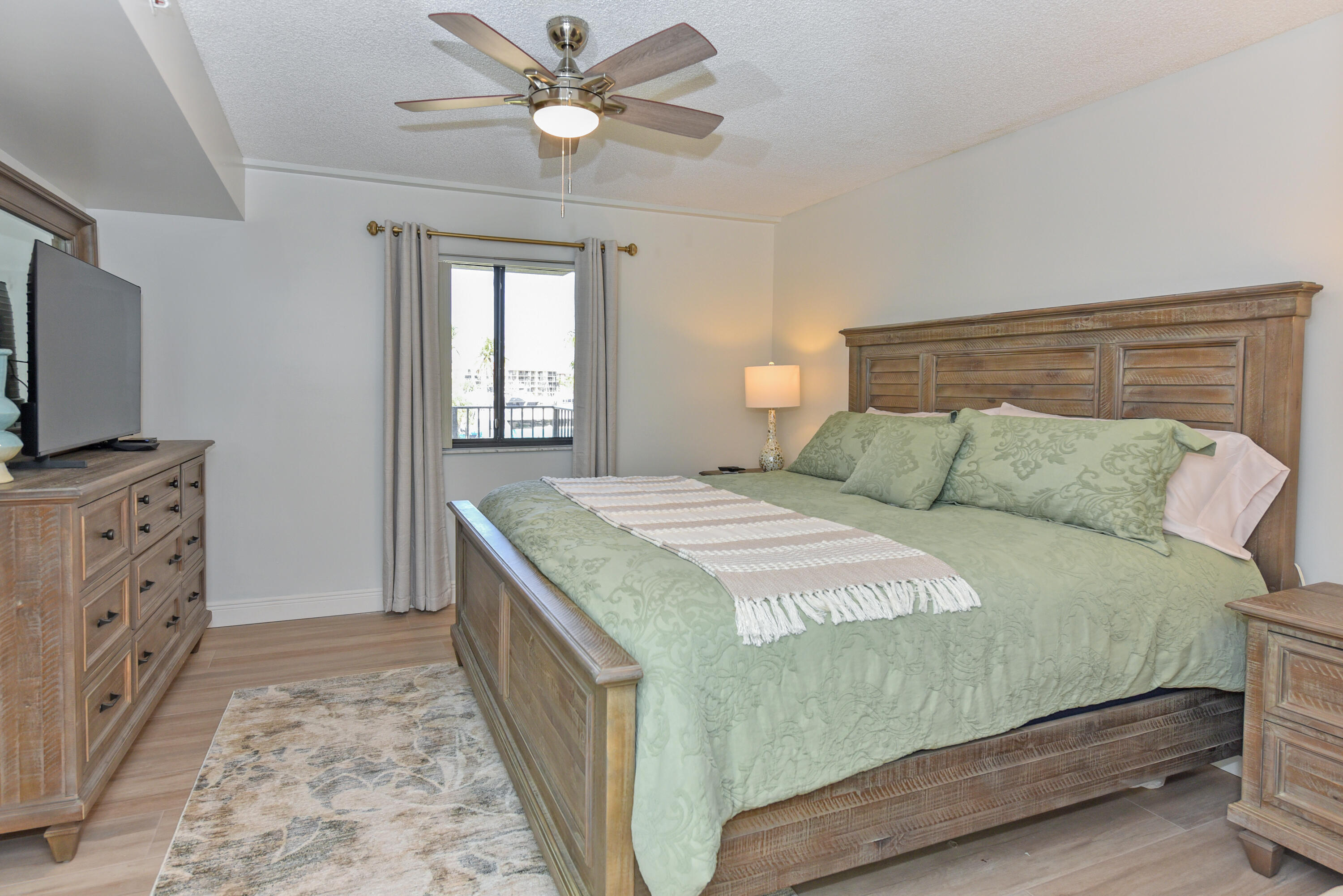 MARINA AT THE BLUFFS CONDO - Residential Lease