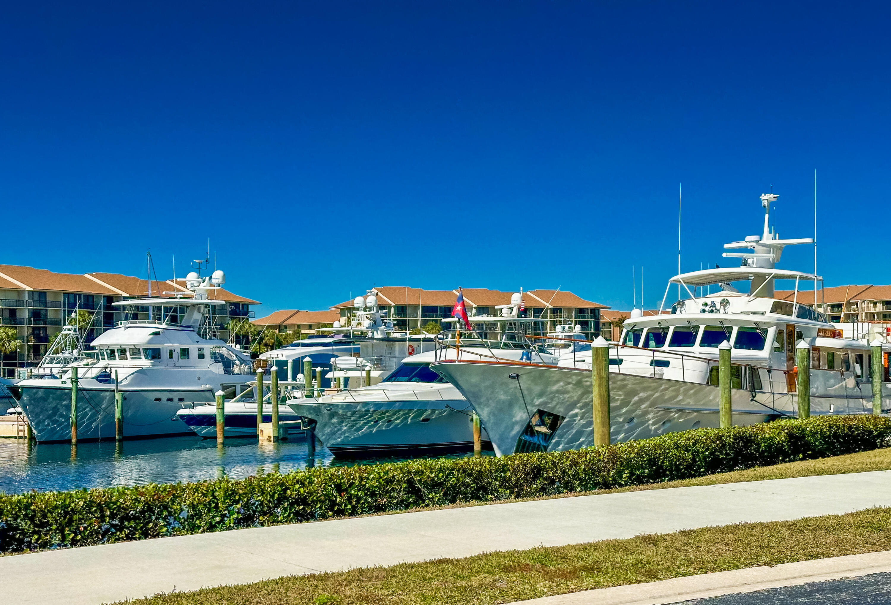 MARINA AT THE BLUFFS CONDO - Residential Lease