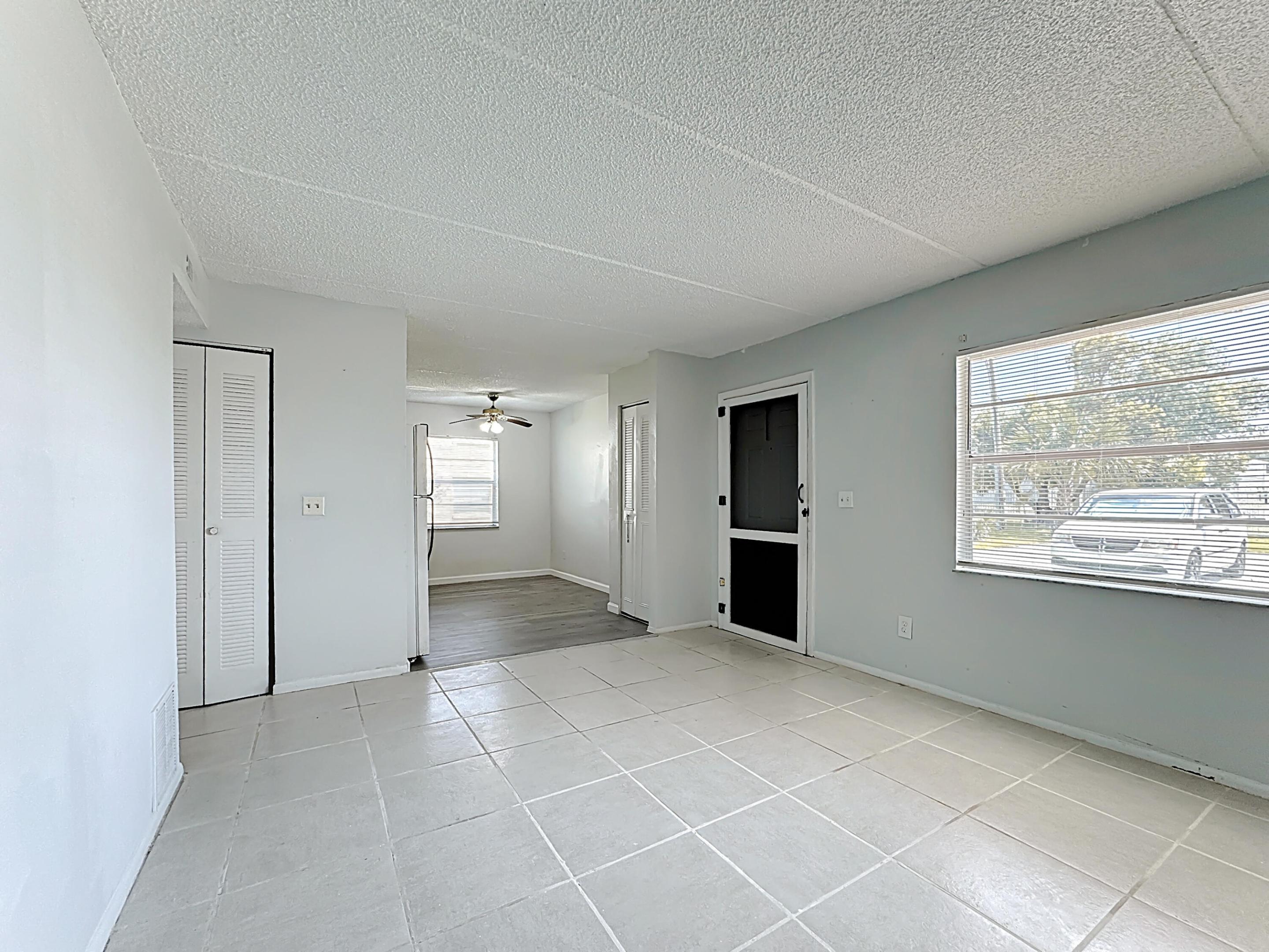 PALM GARDENS CONDO - Residential