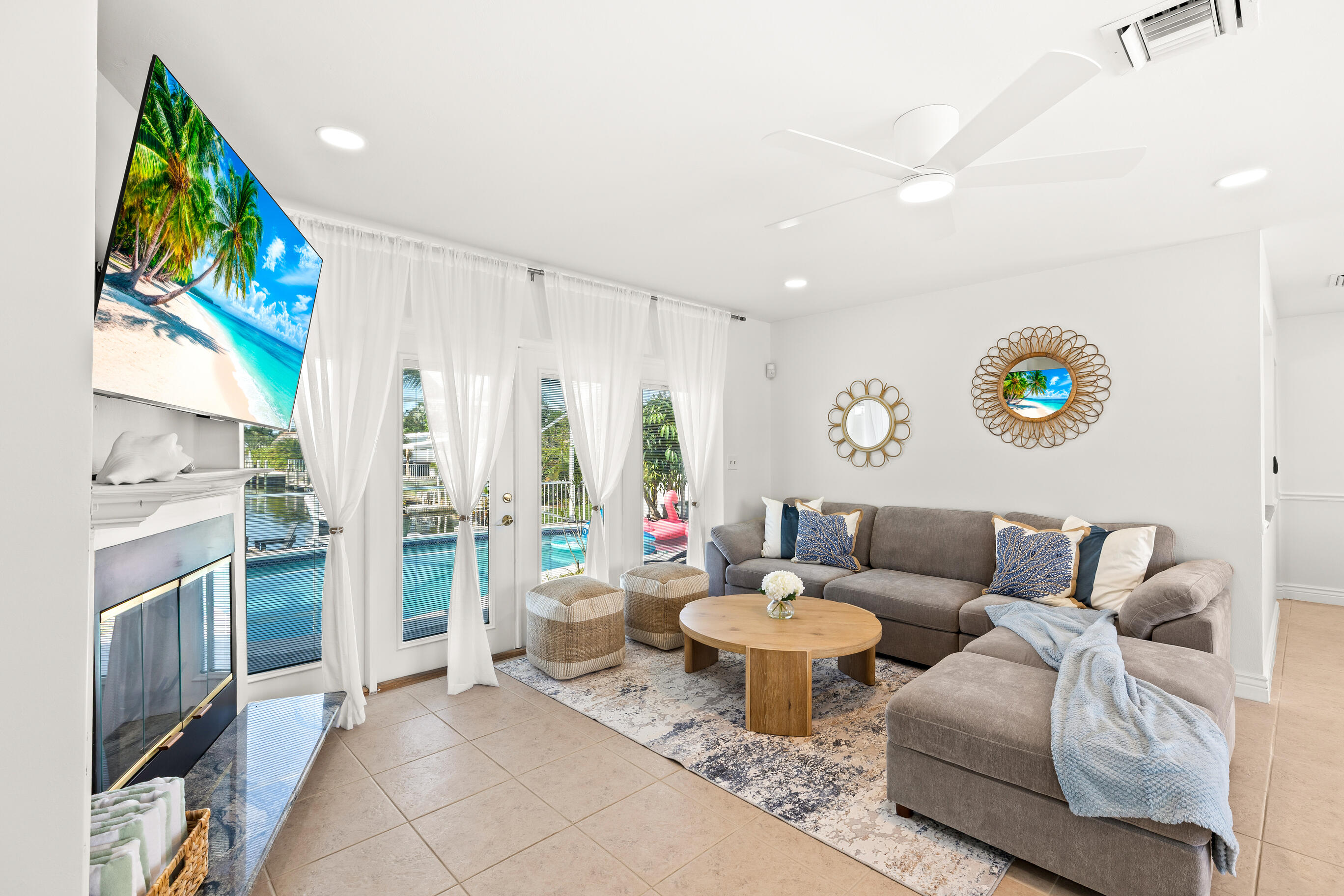 IMPERIAL POINT 4TH SEC - Residential