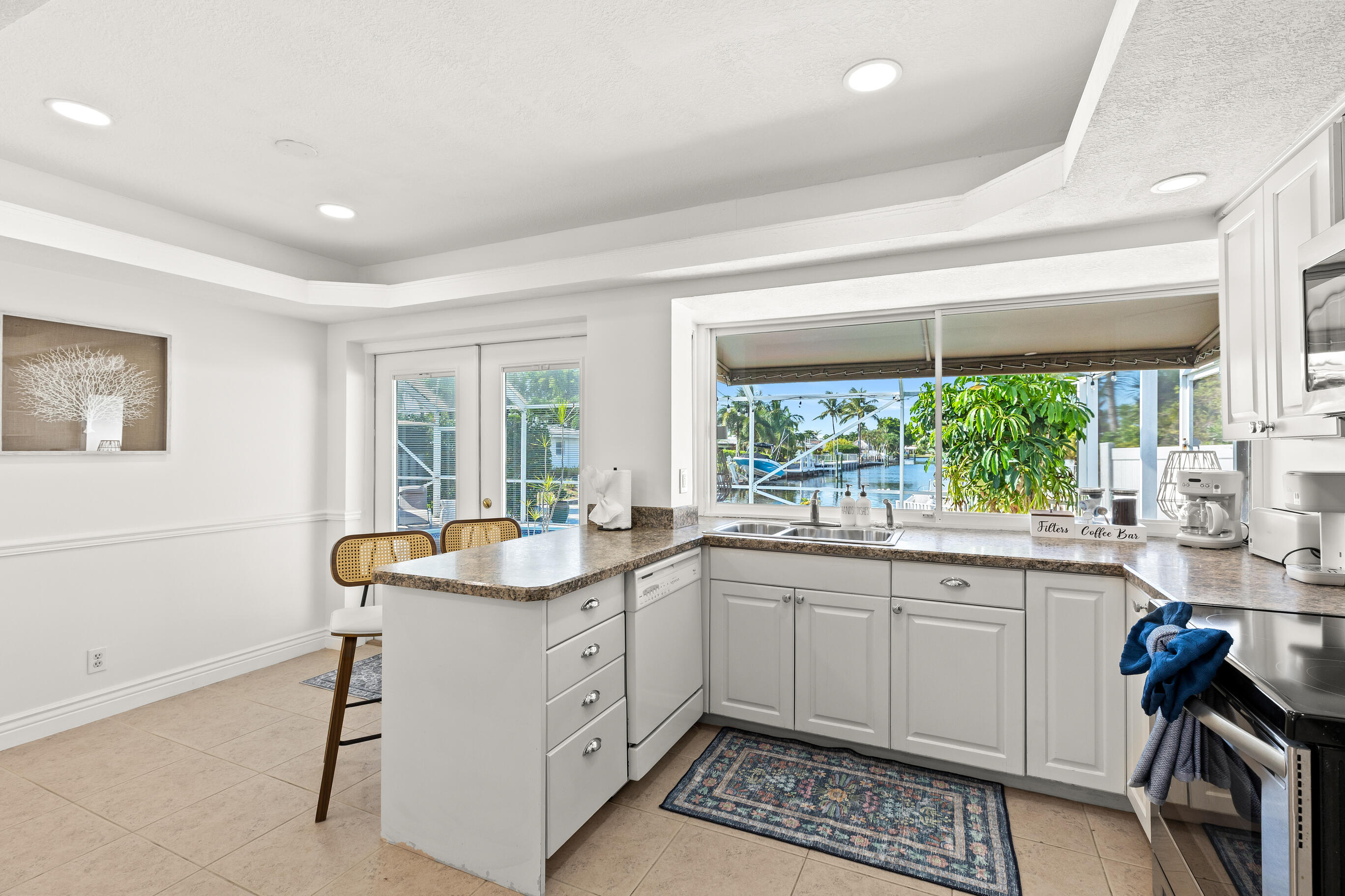 IMPERIAL POINT 4TH SEC - Residential