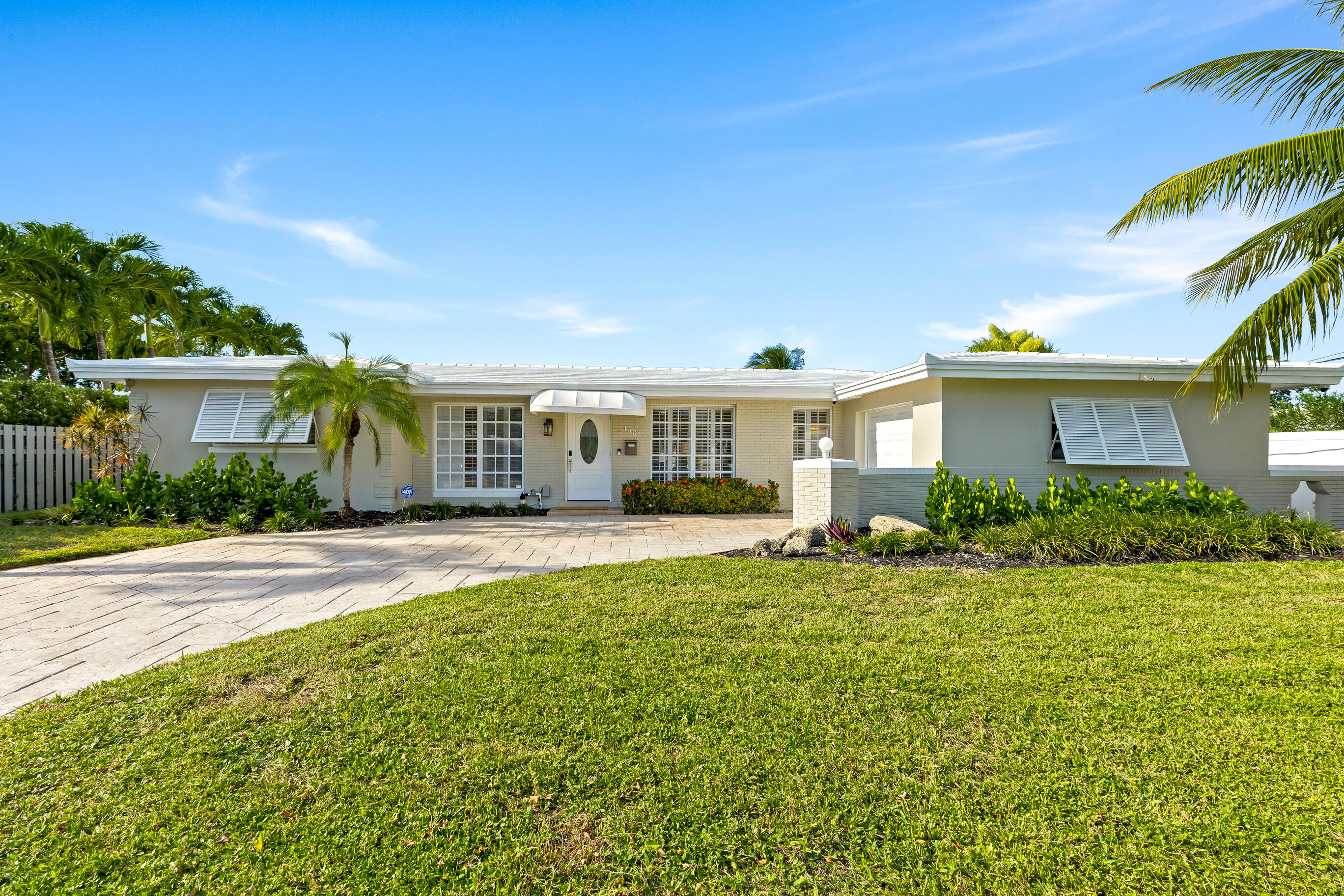 IMPERIAL POINT 4TH SEC - Residential