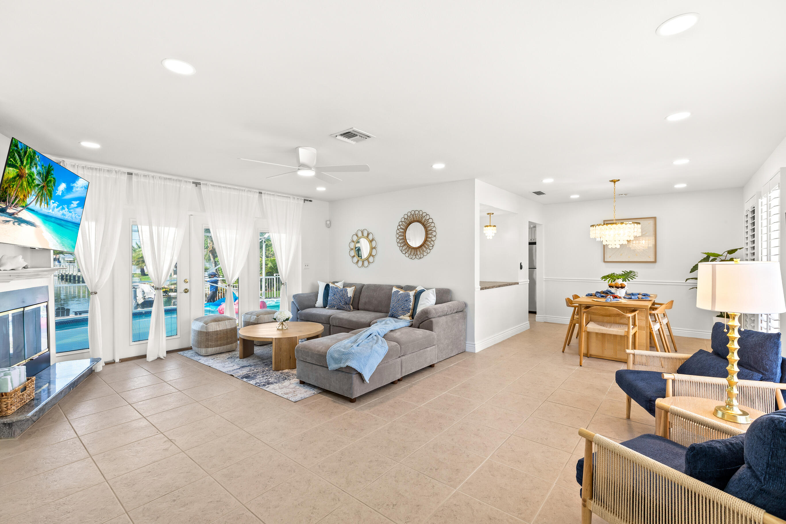 IMPERIAL POINT 4TH SEC - Residential