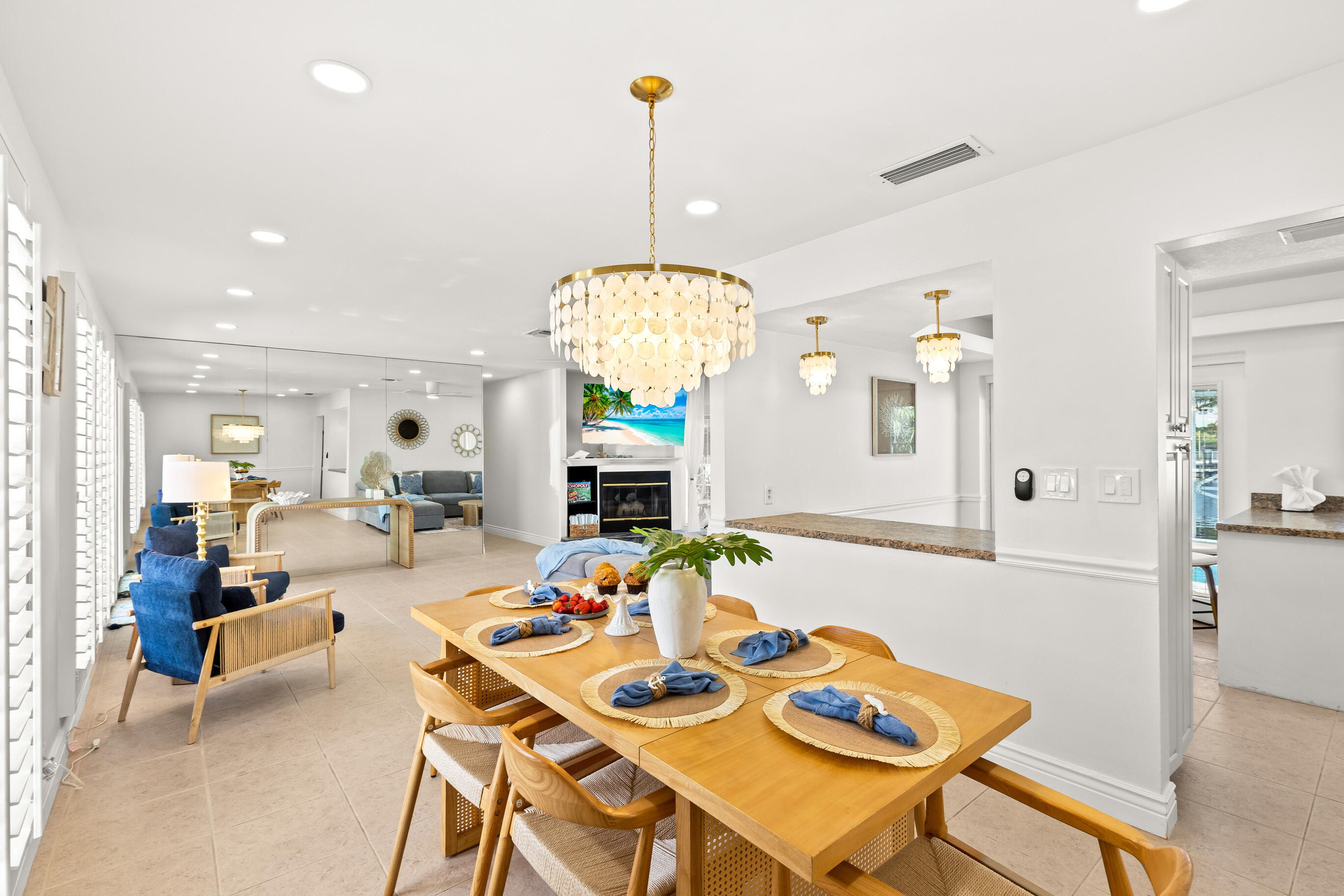 IMPERIAL POINT 4TH SEC - Residential