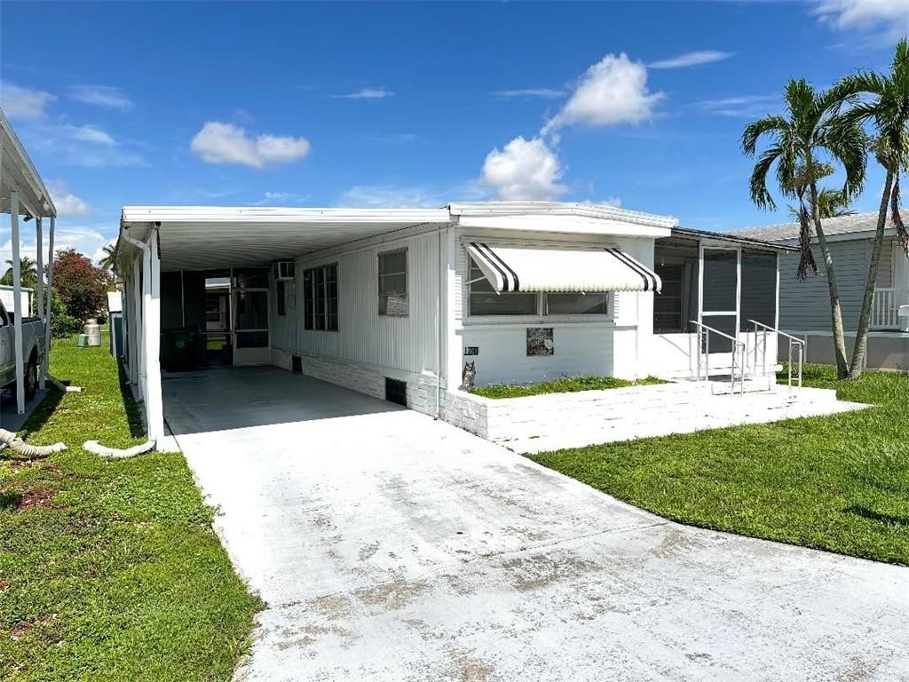Single wide home with addition and priced to sell. Home is being sold furnished.