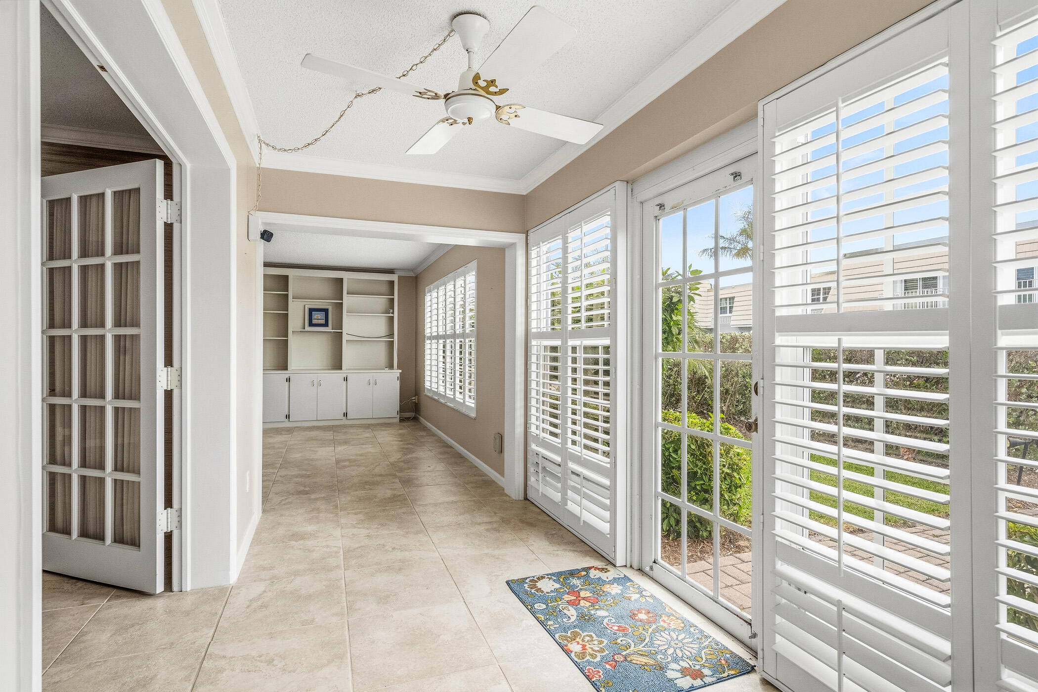 OCEAN TOWERS CONDO - Residential