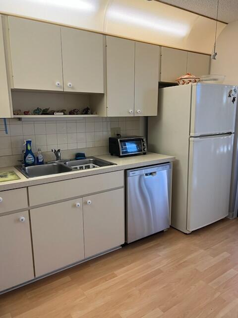 VILLAS OF HOBE SOUND CONDO - Residential Lease